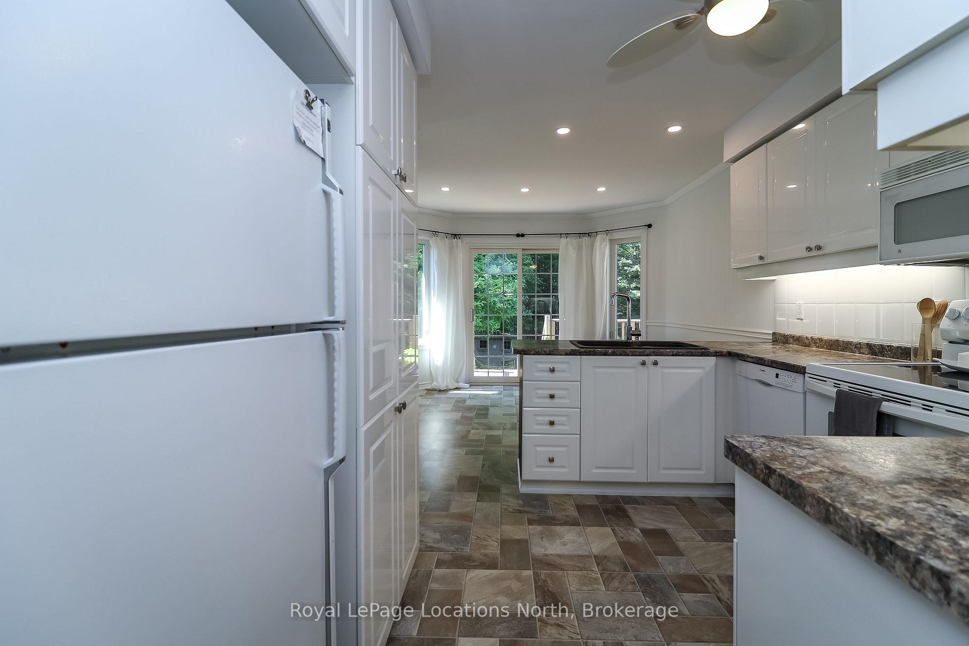 Photo 20 of 160 Fernbrook Drive, Wasaga Beach — HOMEH