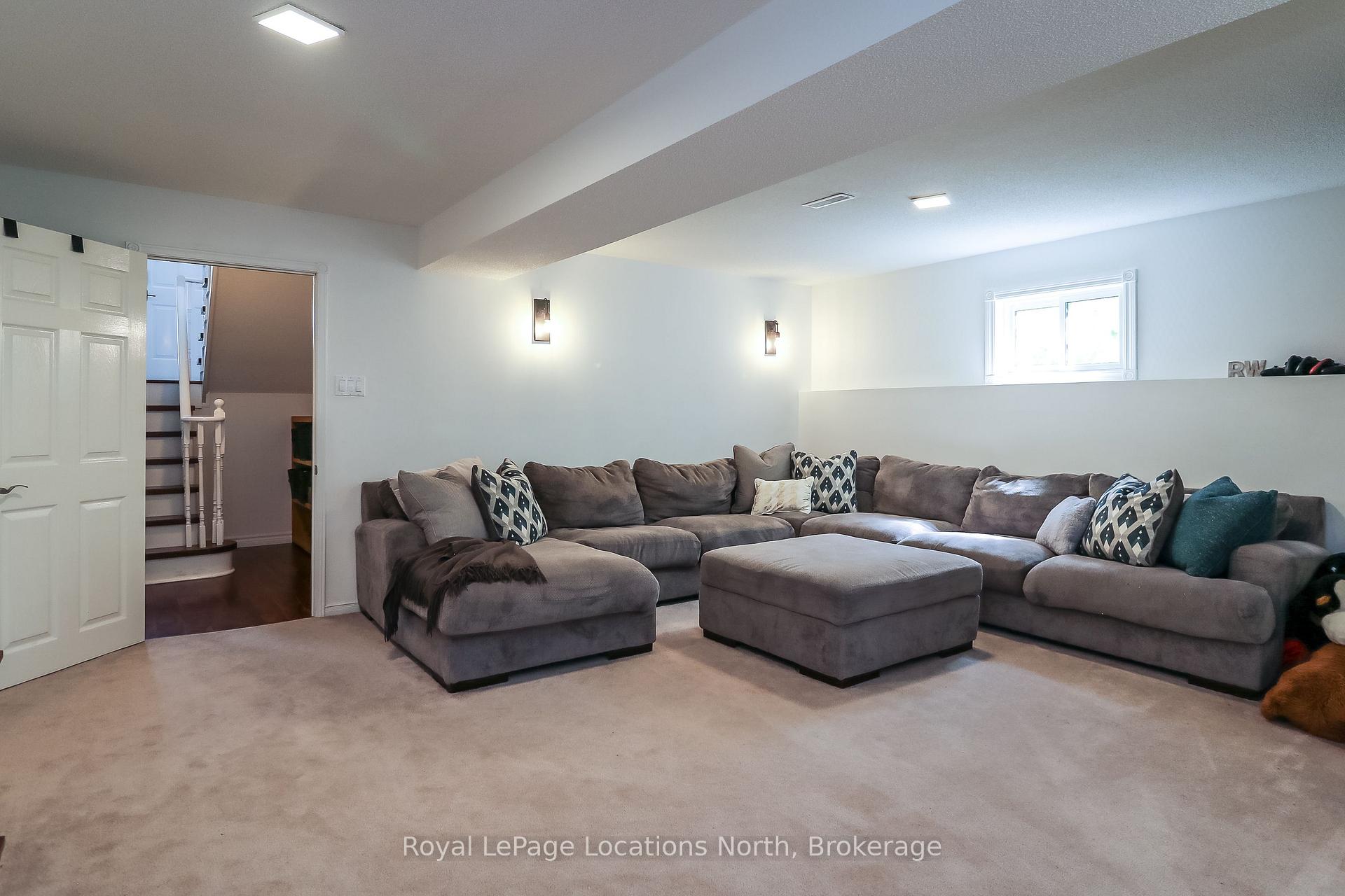 Photo 31 of 160 Fernbrook Drive, Wasaga Beach — HOMEH