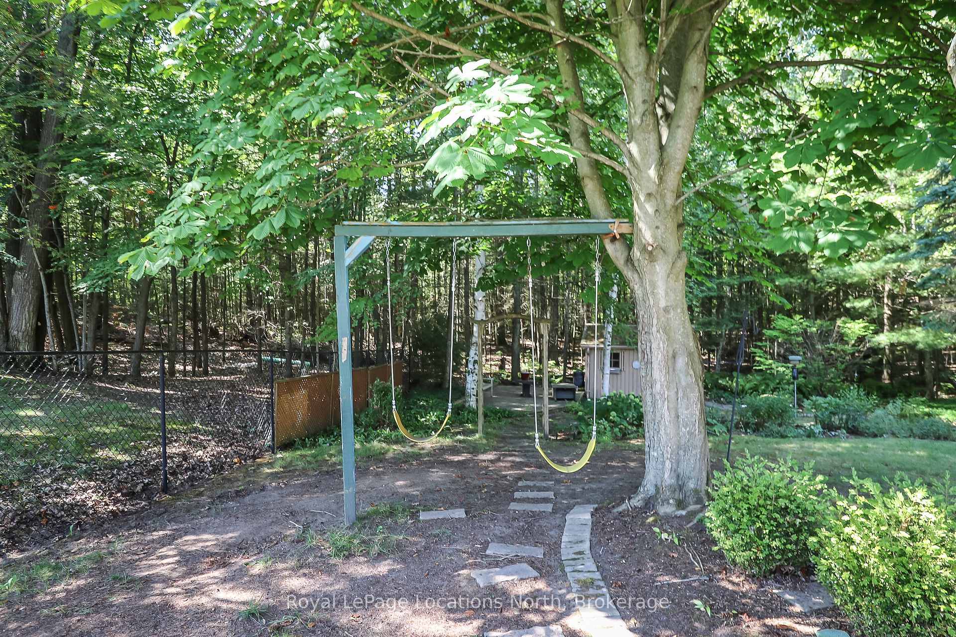 Photo 40 of 160 Fernbrook Drive, Wasaga Beach — HOMEH