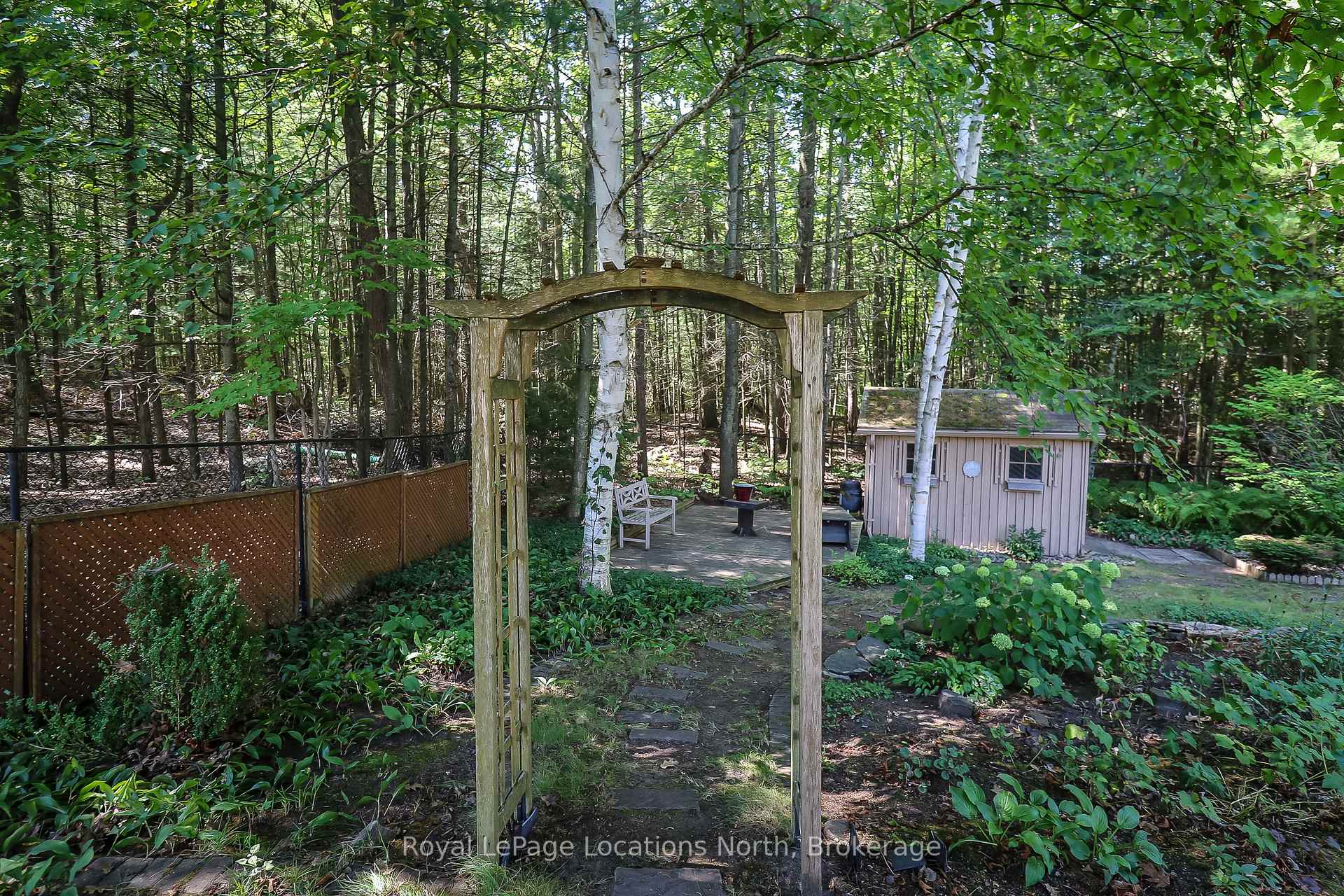 Photo 41 of 160 Fernbrook Drive, Wasaga Beach — HOMEH