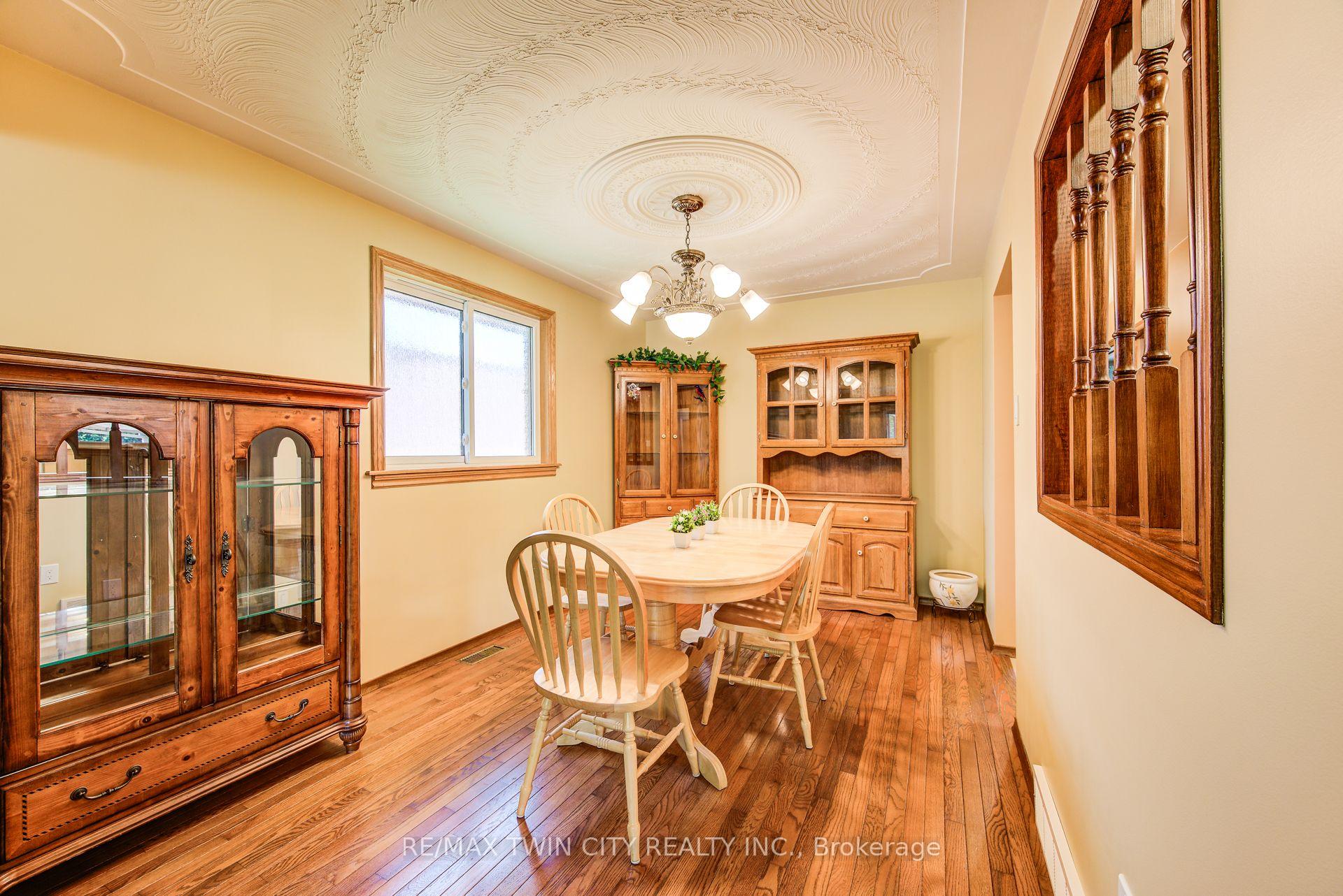 Photo 9 of 118 Partridge Place, Waterloo — HOMEH