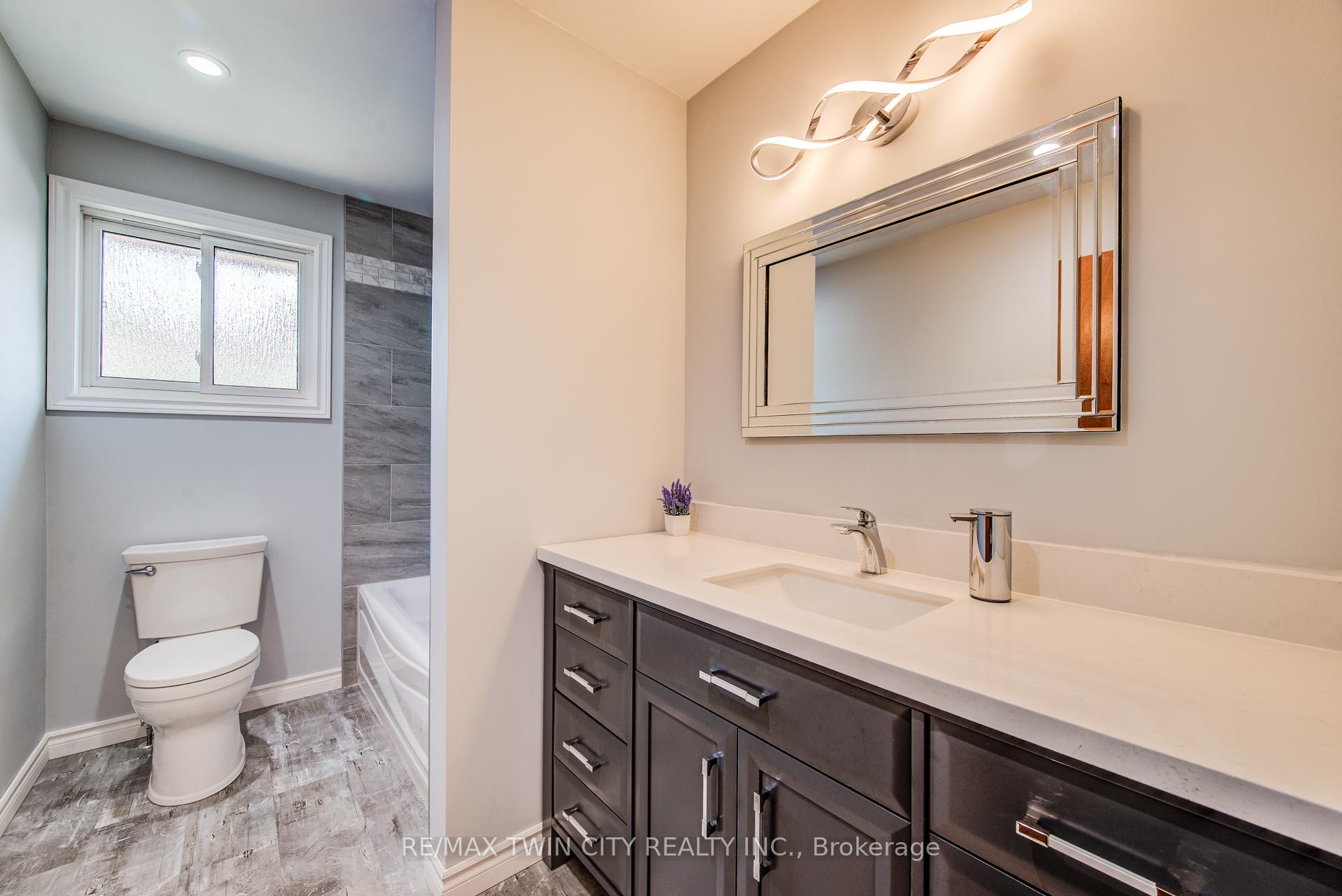 Photo 15 of 118 Partridge Place, Waterloo — HOMEH