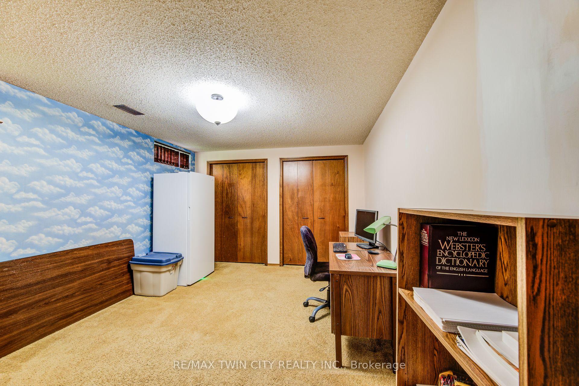Photo 24 of 118 Partridge Place, Waterloo — HOMEH