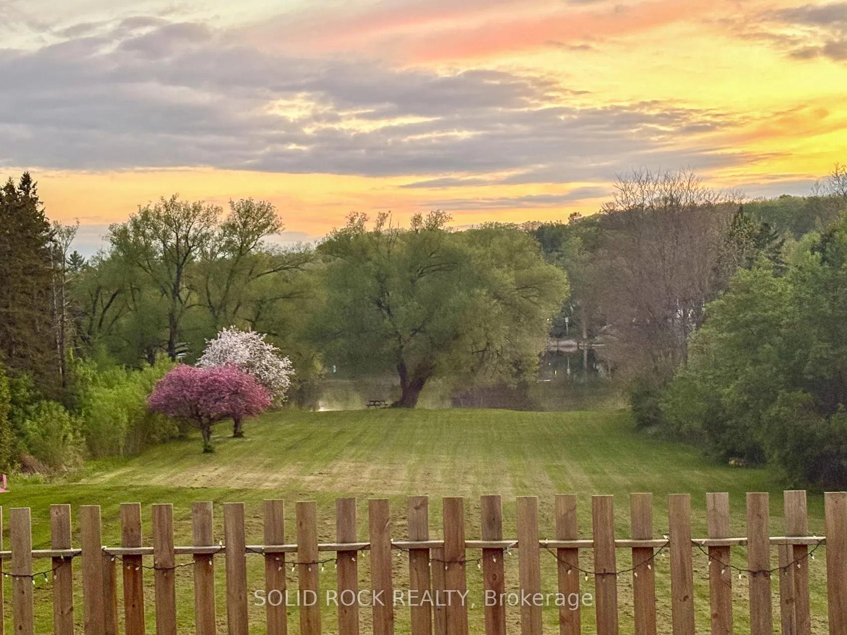 Photo 2 of 724 River Road, Ottawa, Riverside South/Gloucester Glen — HOMEH