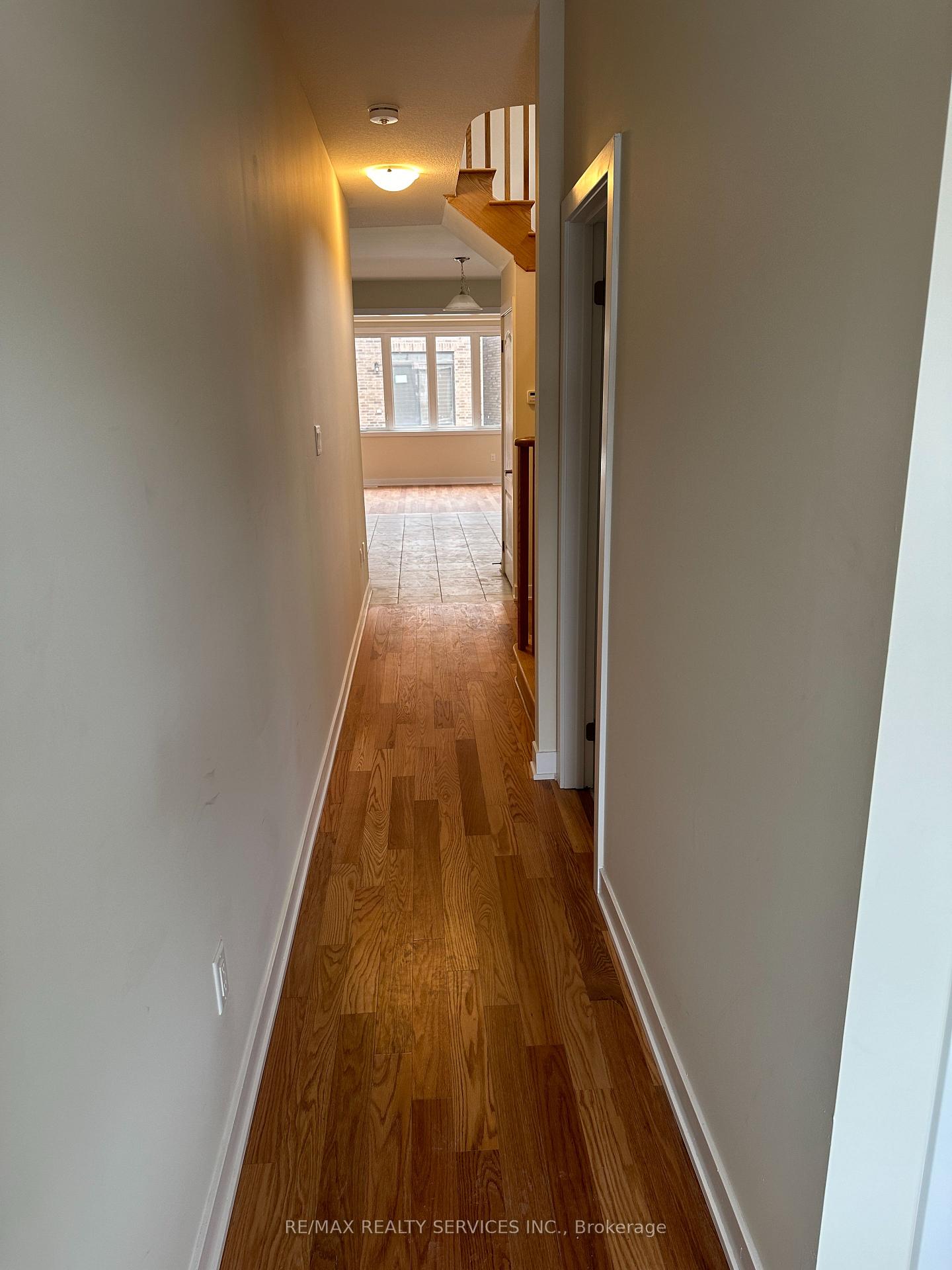 Photo 8 of 55 Rudder Road, Welland, Dain City — HOMEH