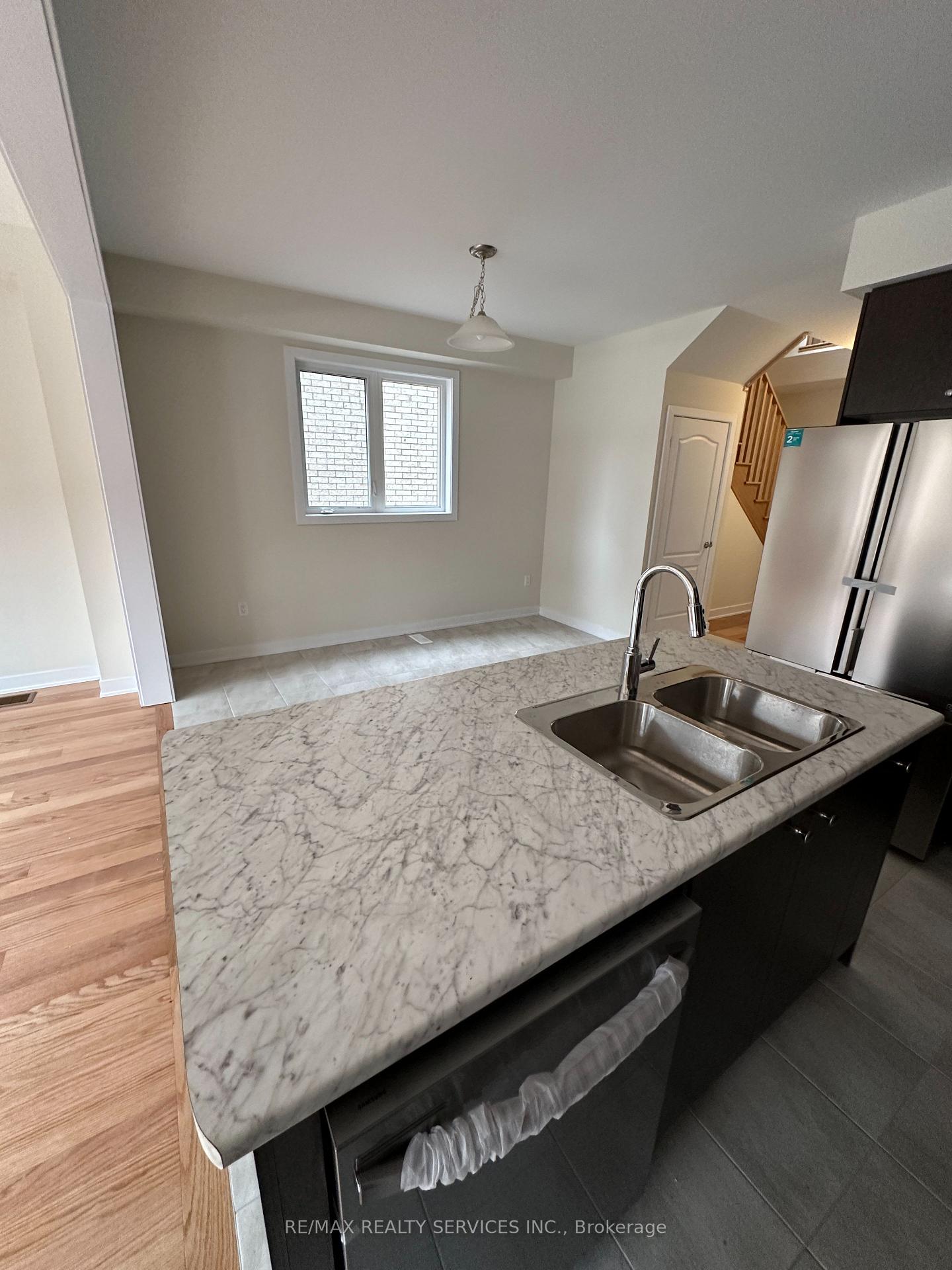 Photo 12 of 55 Rudder Road, Welland, Dain City — HOMEH