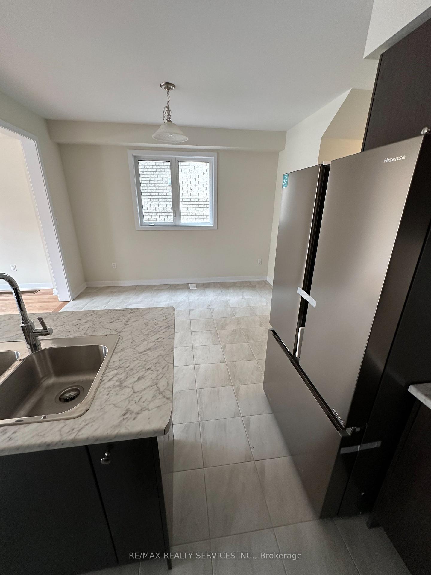Photo 13 of 55 Rudder Road, Welland, Dain City — HOMEH