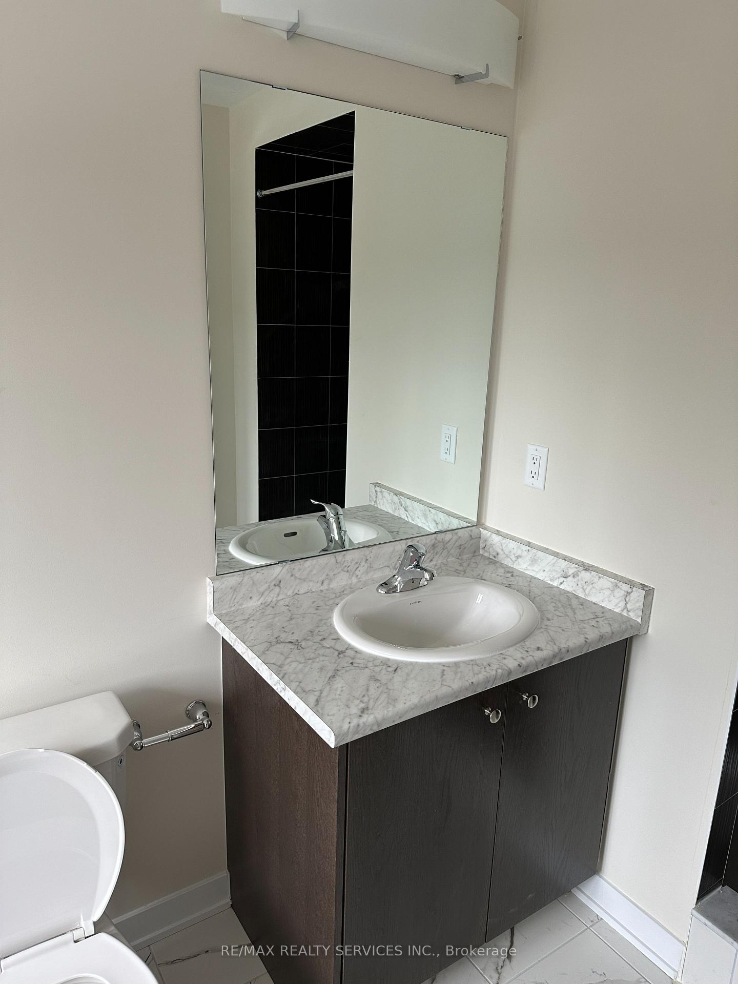Photo 38 of 55 Rudder Road, Welland, Dain City — HOMEH