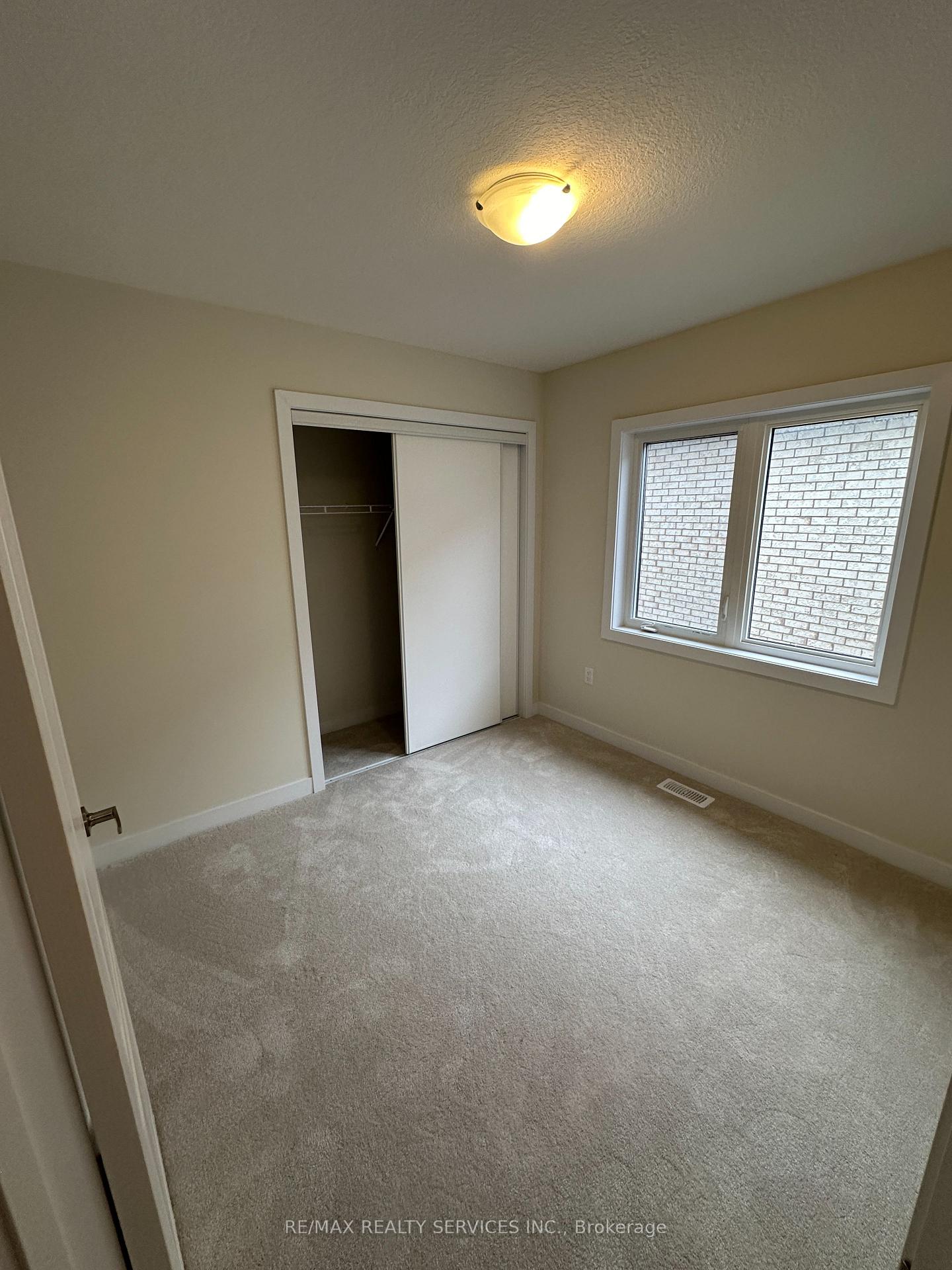 Photo 40 of 55 Rudder Road, Welland, Dain City — HOMEH