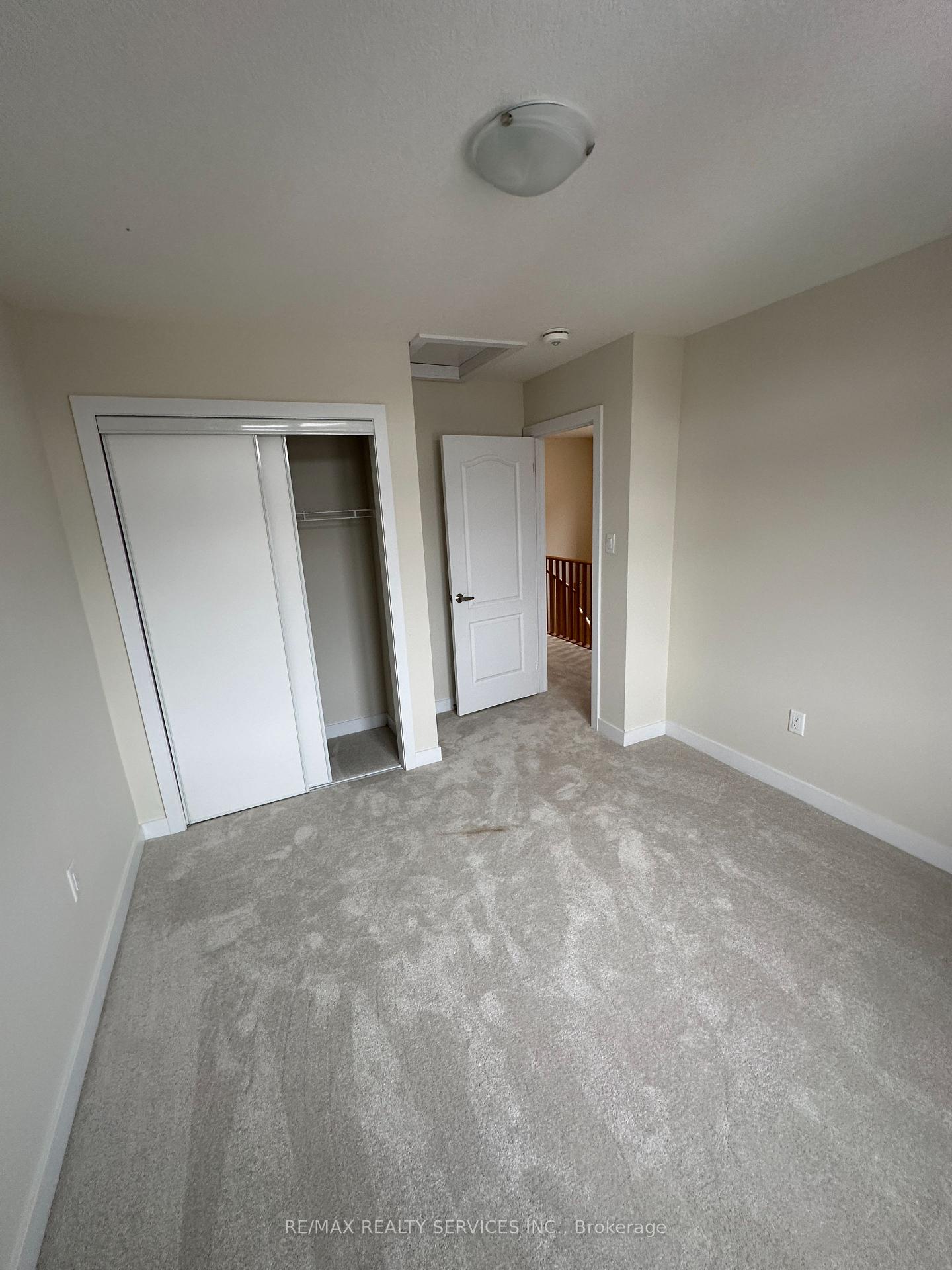 Photo 42 of 55 Rudder Road, Welland, Dain City — HOMEH
