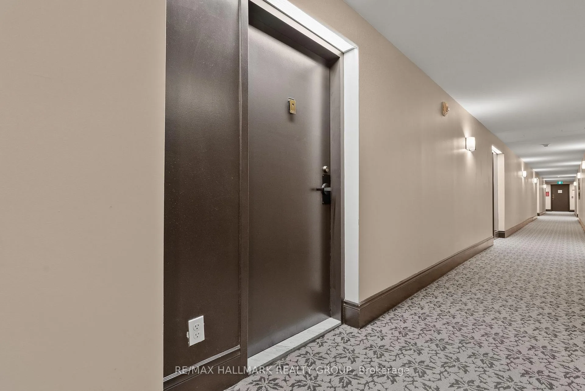 Photo 4 of Unit 1603, 265 Poulin Avenue E, Ottawa, Britannia — HOMEH