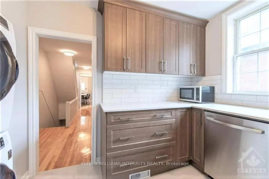 Photo 17 of 55 Irving Avenue, Ottawa, Hintonburg — HOMEH