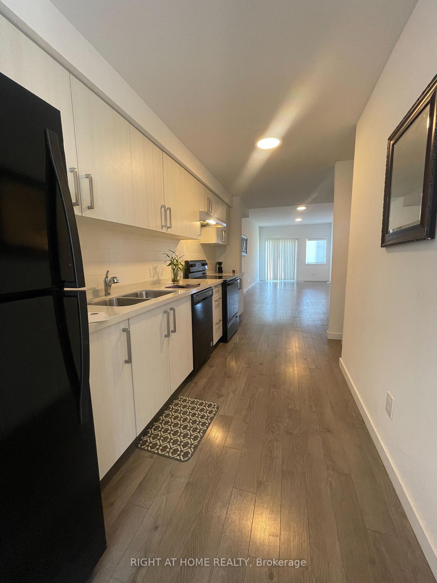 Photo 6 of 400 Alberta Street, Welland, Lincoln/Crowland — HOMEH