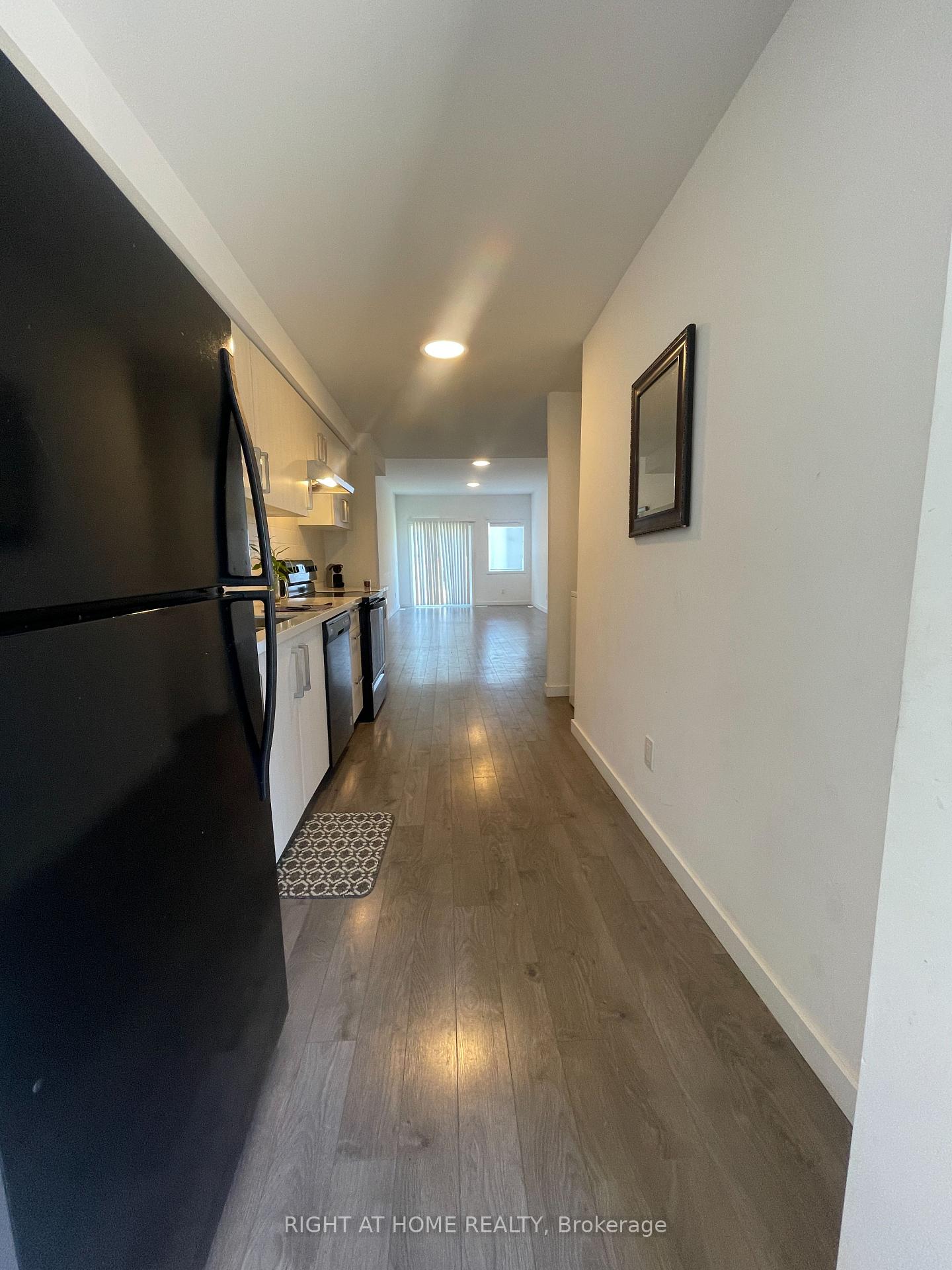 Photo 7 of 400 Alberta Street, Welland, Lincoln/Crowland — HOMEH