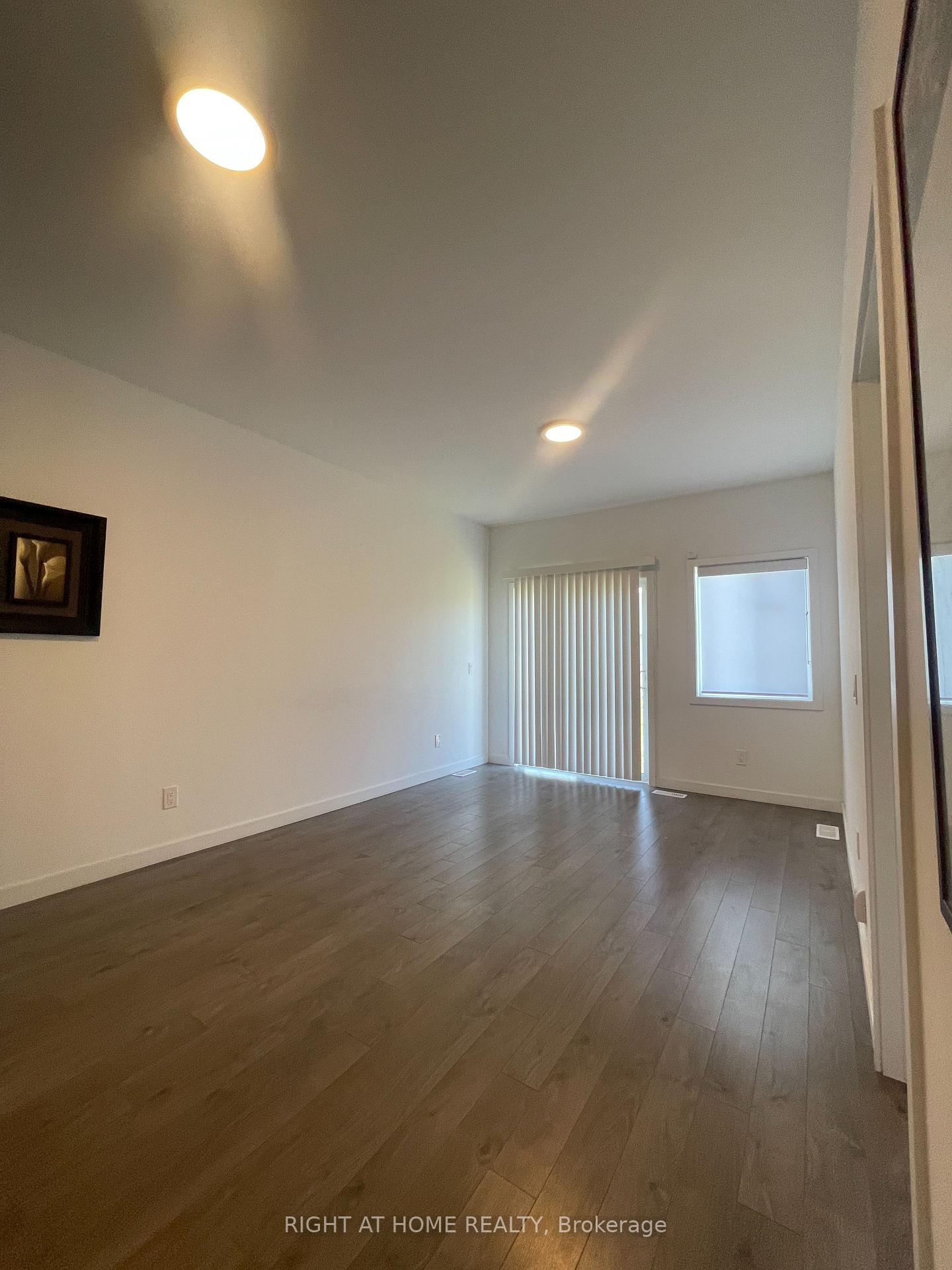 Photo 20 of 400 Alberta Street, Welland, Lincoln/Crowland — HOMEH