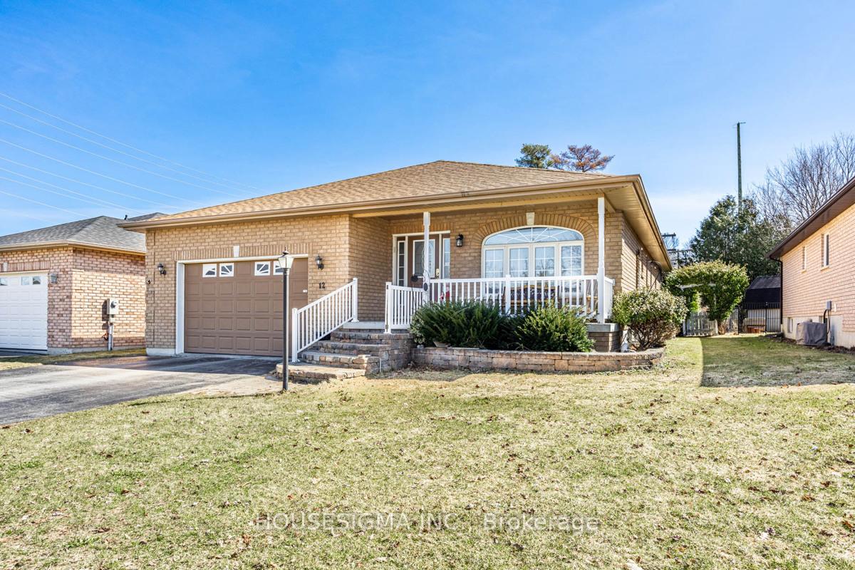 Photo 7 of 12 Low Boulevard, Uxbridge — HOMEH