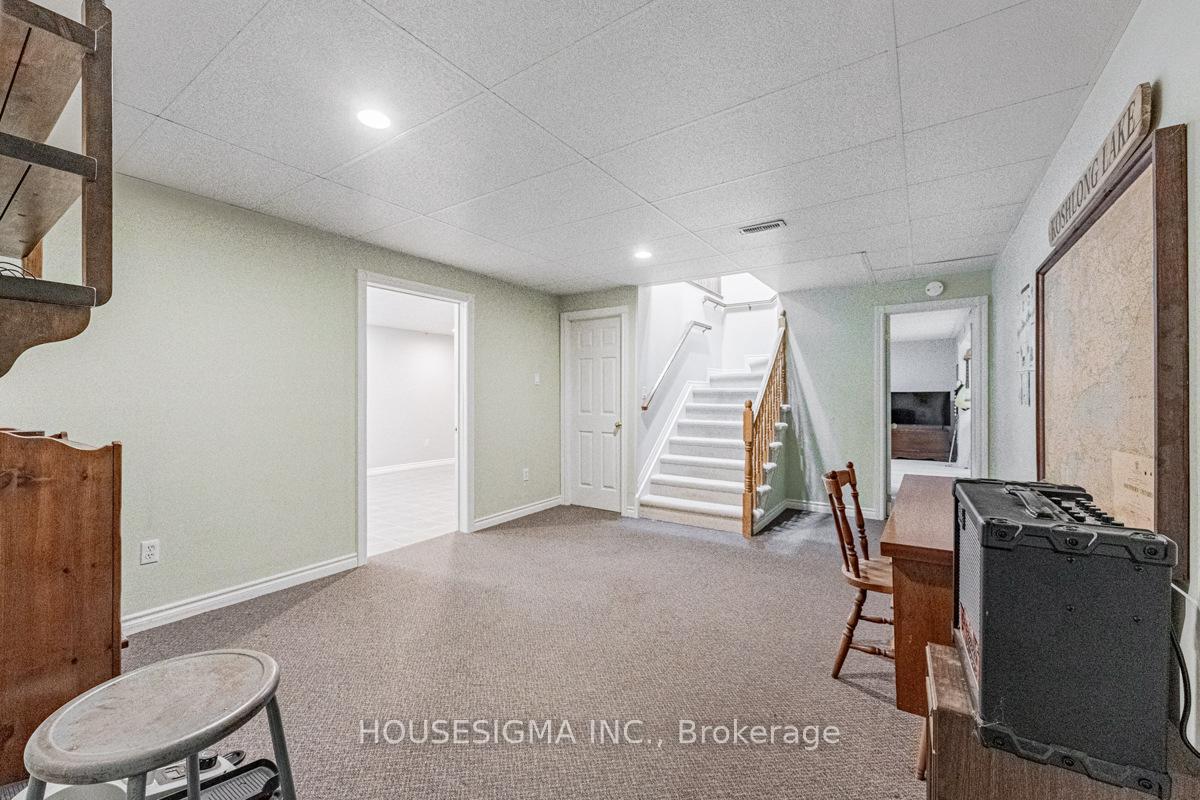 Photo 27 of 12 Low Boulevard, Uxbridge — HOMEH