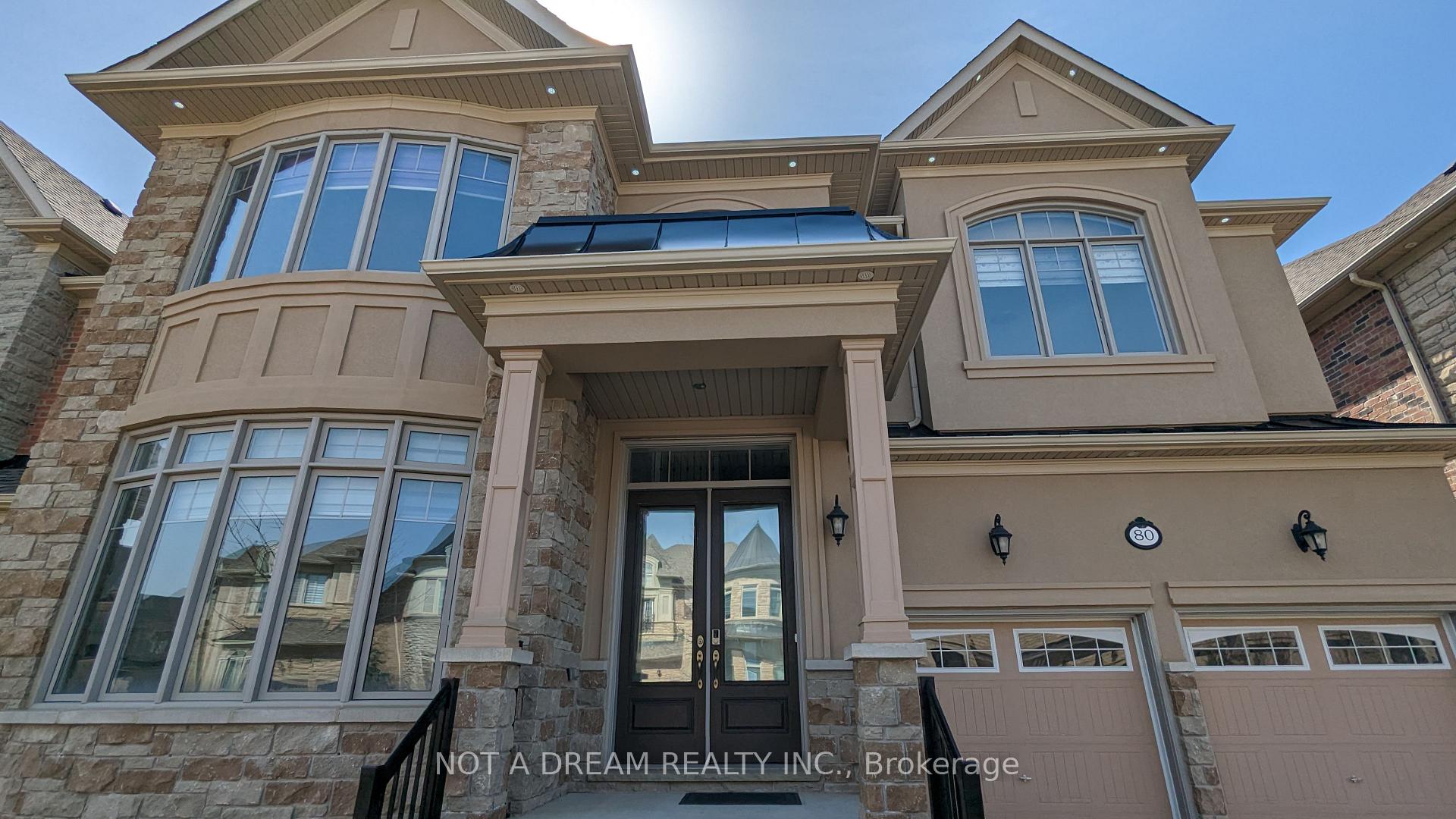 Photo 3 of 80 Torgan Trail, Vaughan, Kleinburg — HOMEH