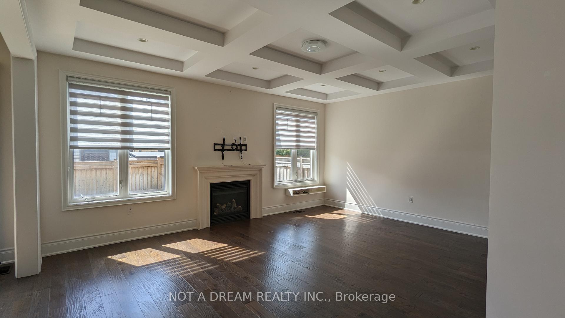 Photo 8 of 80 Torgan Trail, Vaughan, Kleinburg — HOMEH