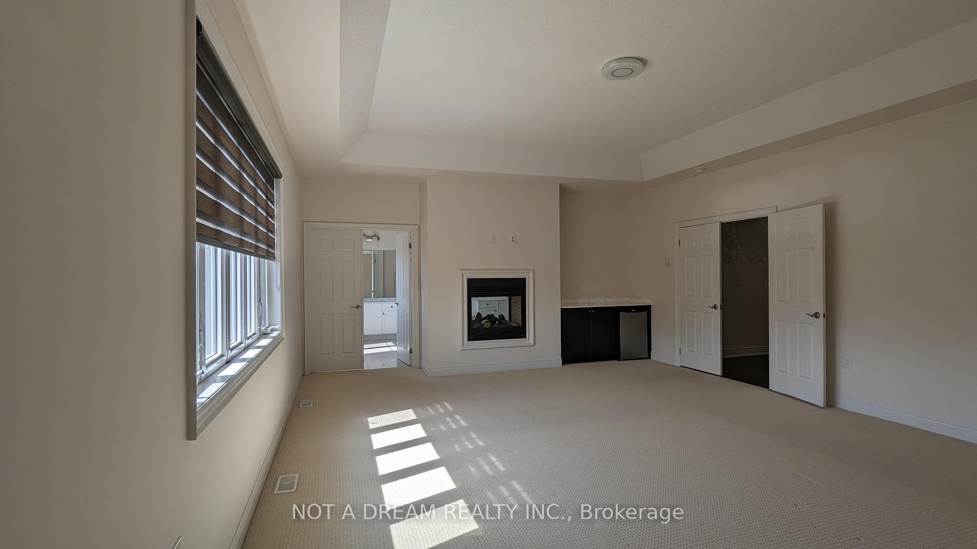 Photo 33 of 80 Torgan Trail, Vaughan, Kleinburg — HOMEH