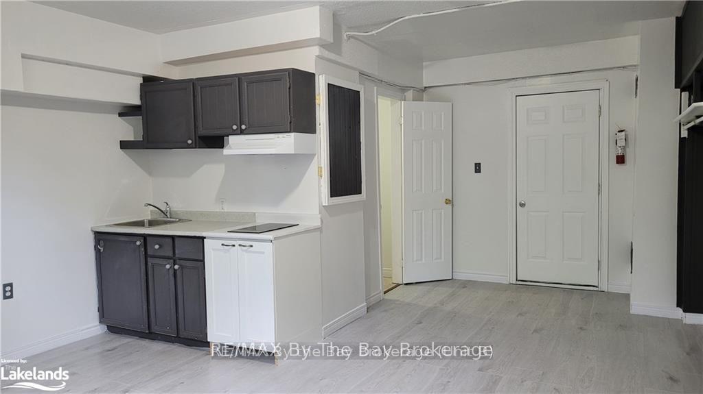 Photo 10 of Unit B14, 280 River Road E, Wasaga Beach — HOMEH