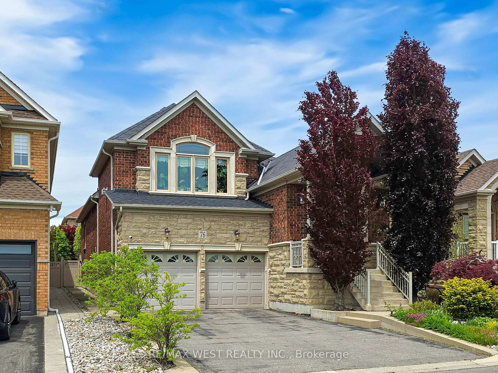 Photo 2 of 76 Petticoat Road, Vaughan, Patterson — HOMEH