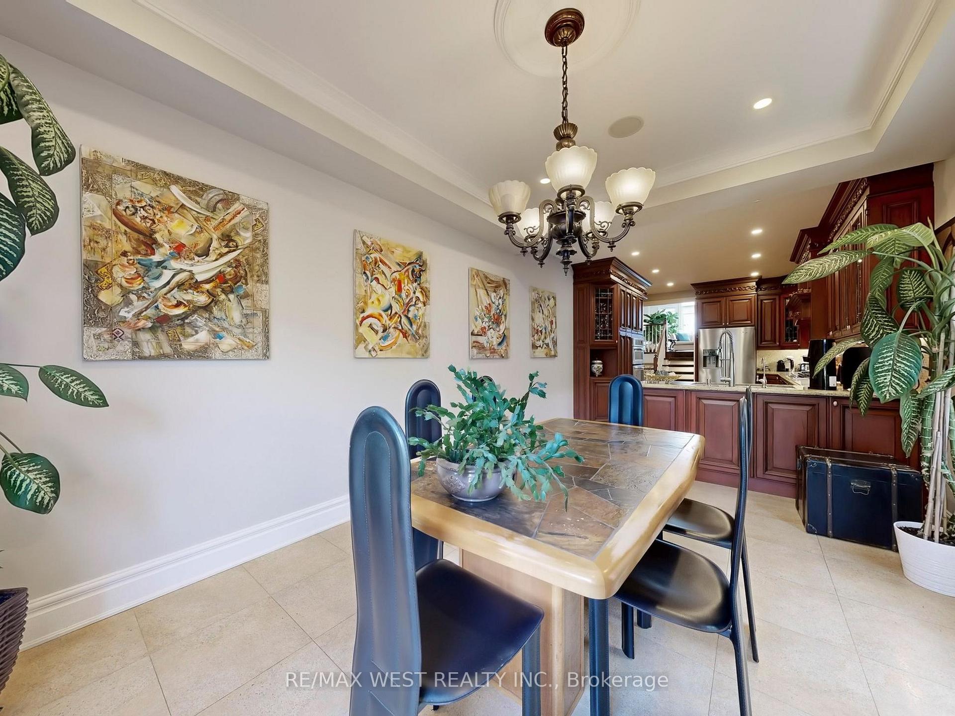 Photo 18 of 76 Petticoat Road, Vaughan, Patterson — HOMEH