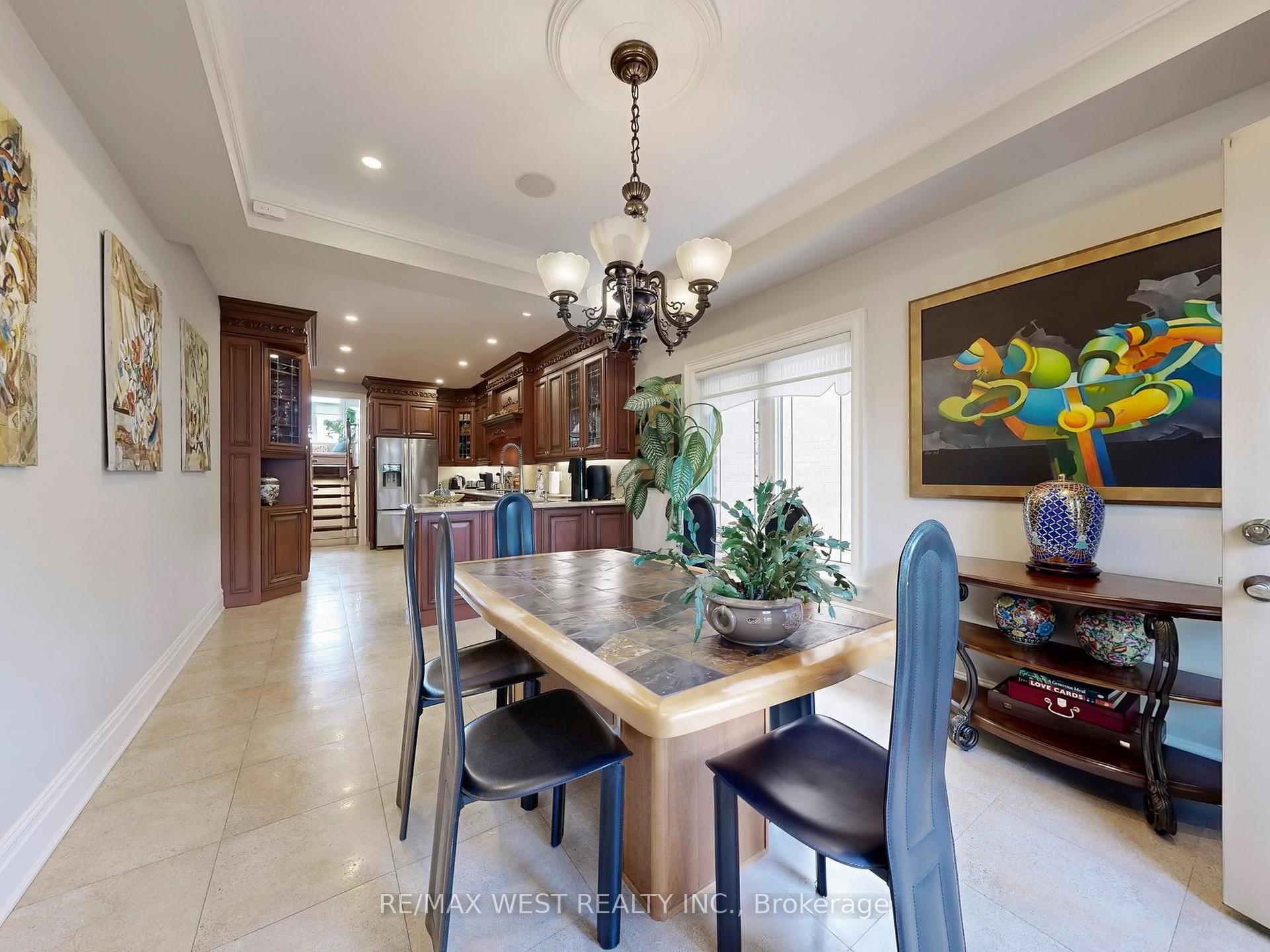 Photo 19 of 76 Petticoat Road, Vaughan, Patterson — HOMEH
