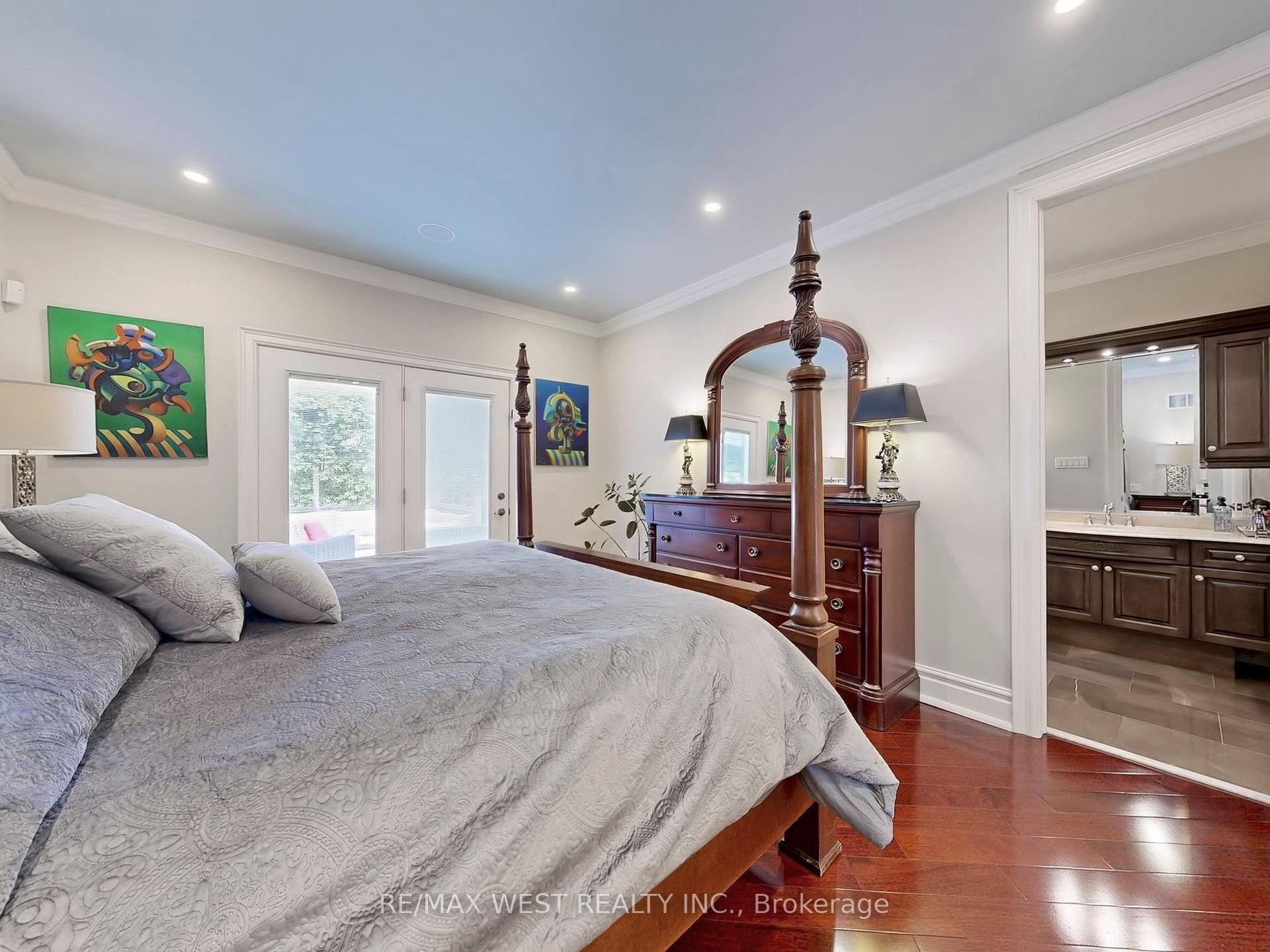 Photo 24 of 76 Petticoat Road, Vaughan, Patterson — HOMEH