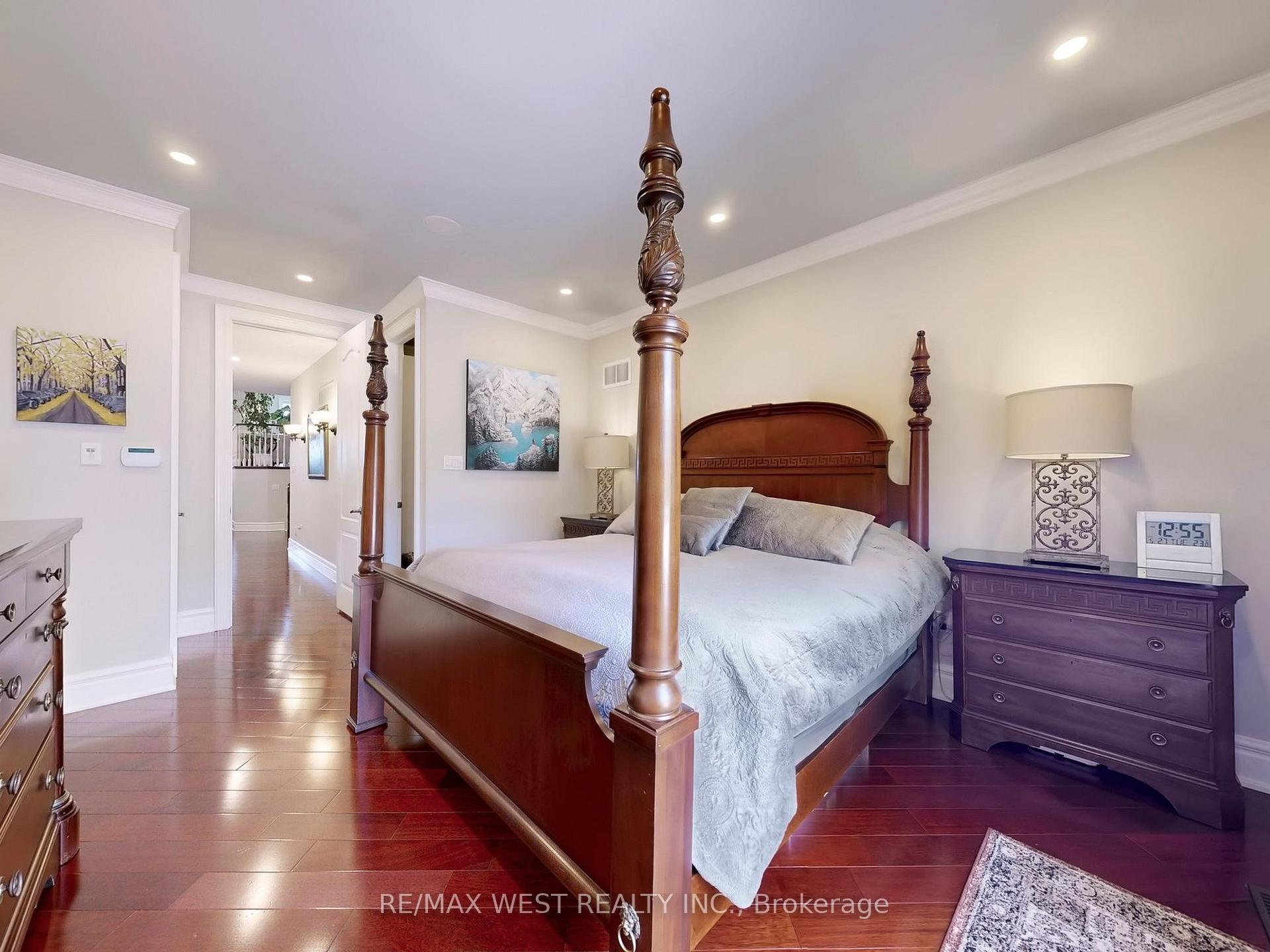 Photo 25 of 76 Petticoat Road, Vaughan, Patterson — HOMEH