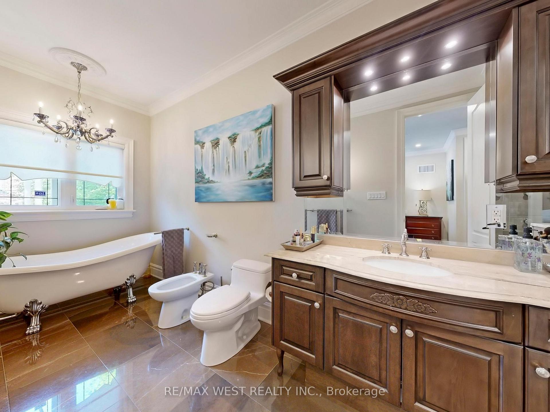 Photo 26 of 76 Petticoat Road, Vaughan, Patterson — HOMEH