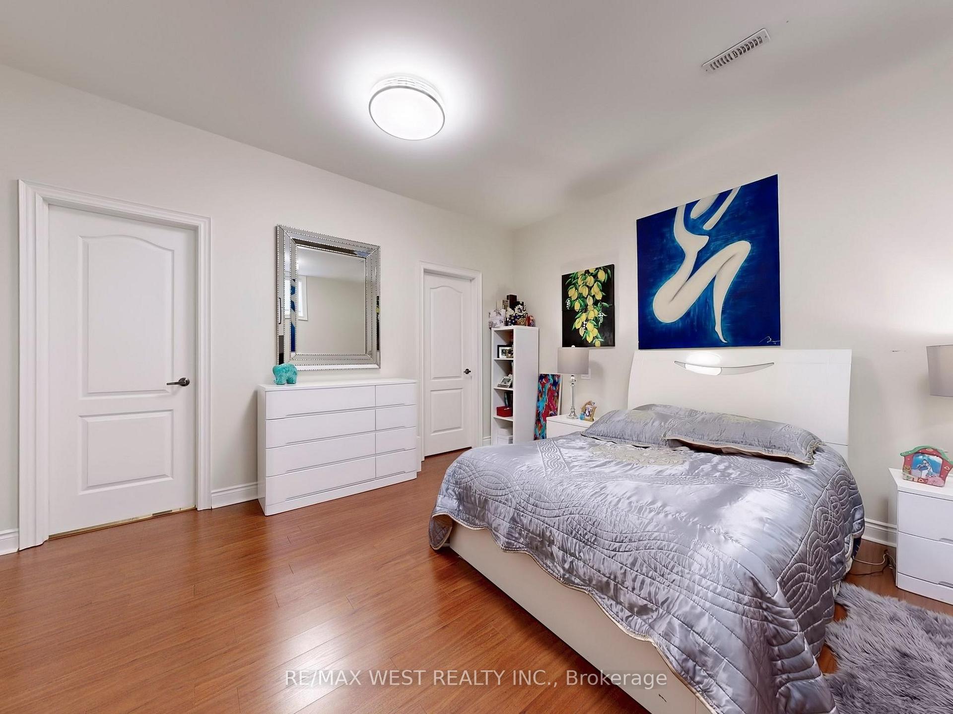 Photo 30 of 76 Petticoat Road, Vaughan, Patterson — HOMEH