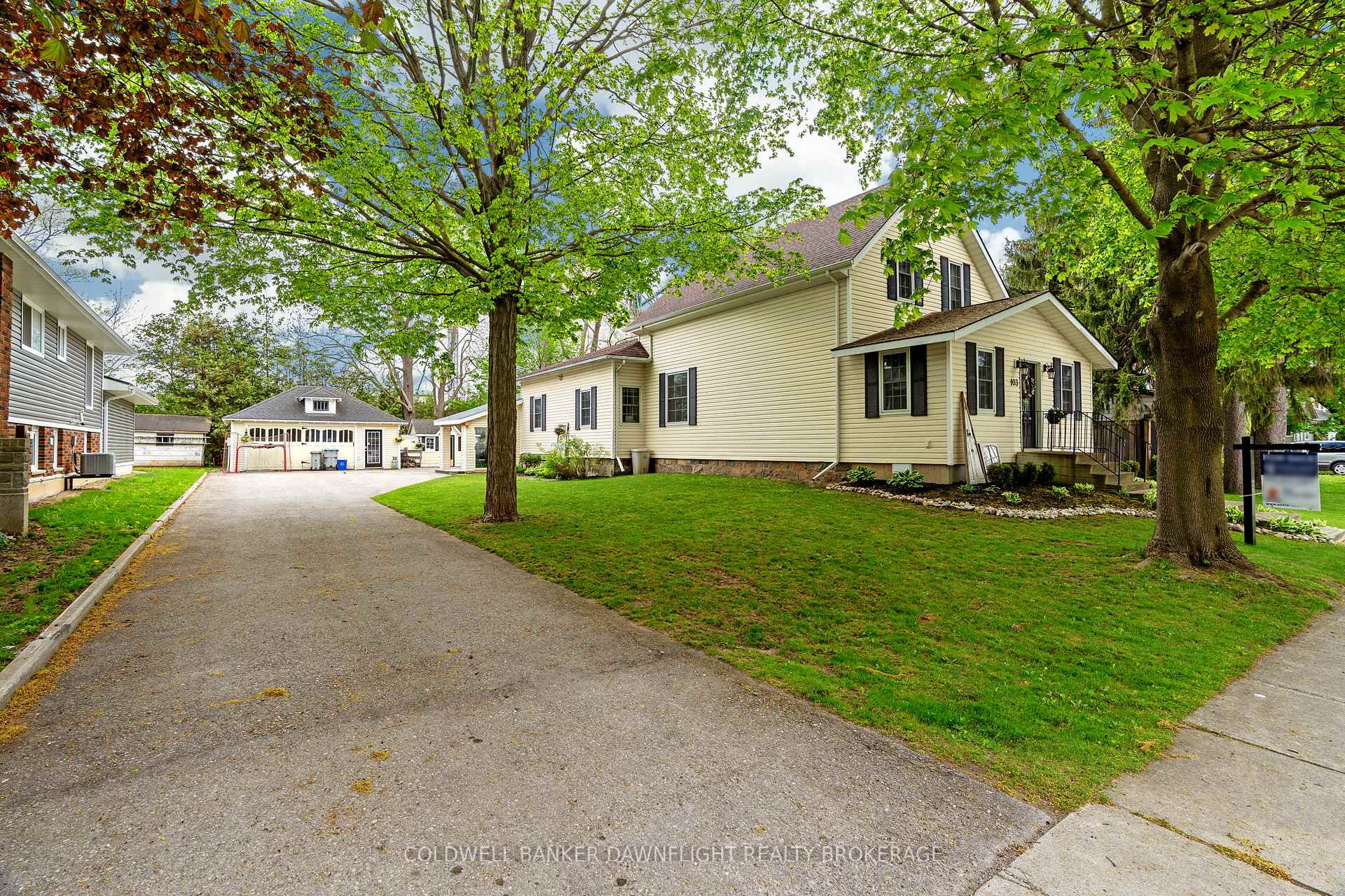 Photo 4 of 103 Richmond Street S, Bluewater, Hensall — HOMEH
