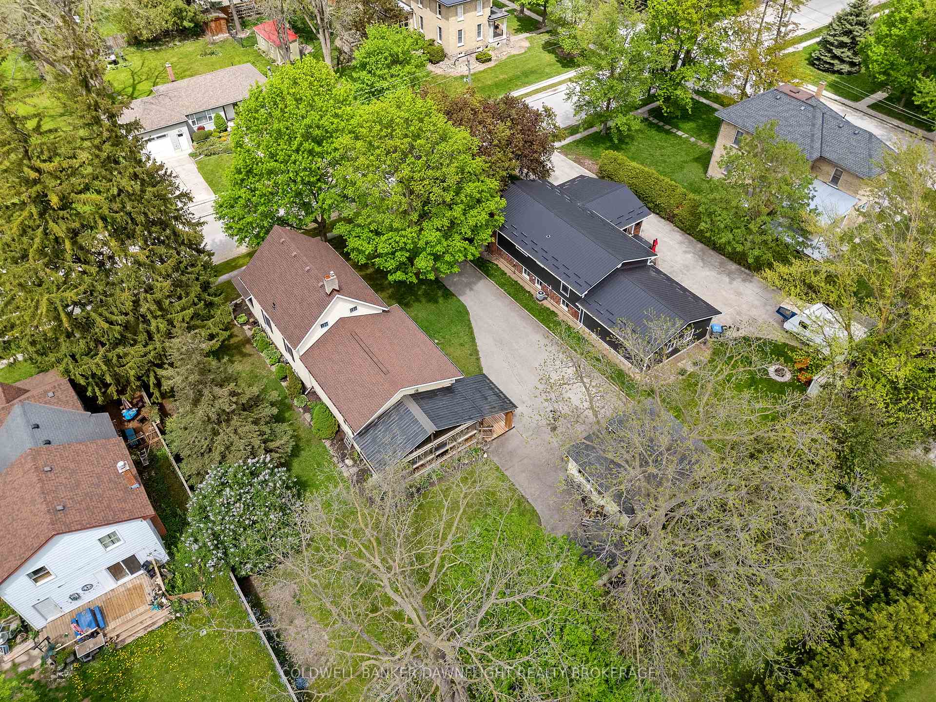 Photo 3 of 103 Richmond Street S, Bluewater, Hensall — HOMEH