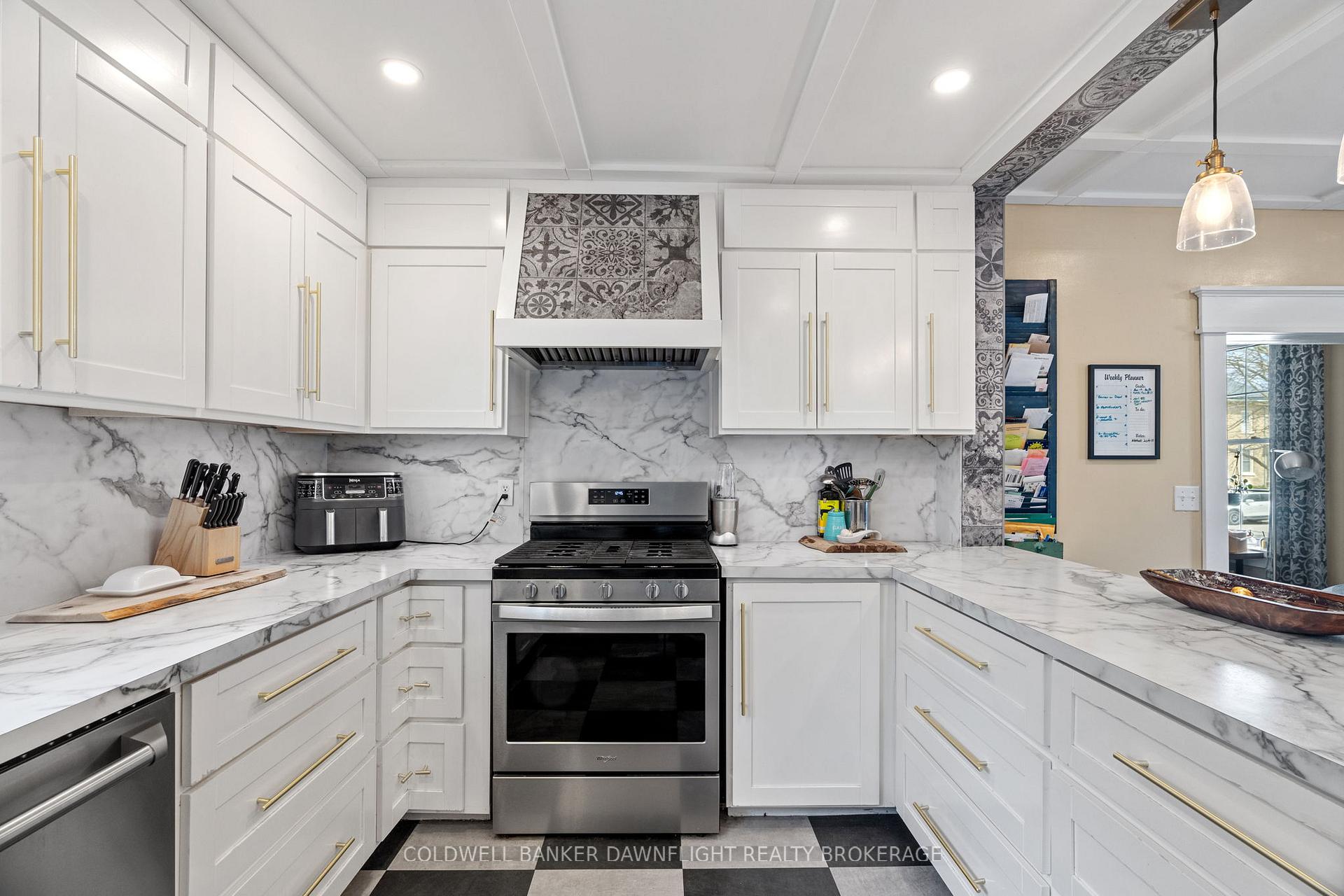 Photo 27 of 103 Richmond Street S, Bluewater, Hensall — HOMEH