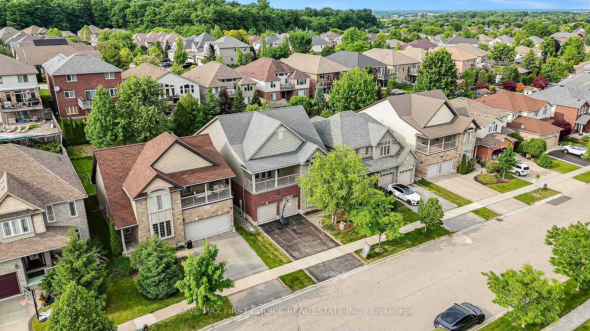 Photo 3 of 432 Kelso Drive, Waterloo, Conservation Meadows — HOMEH