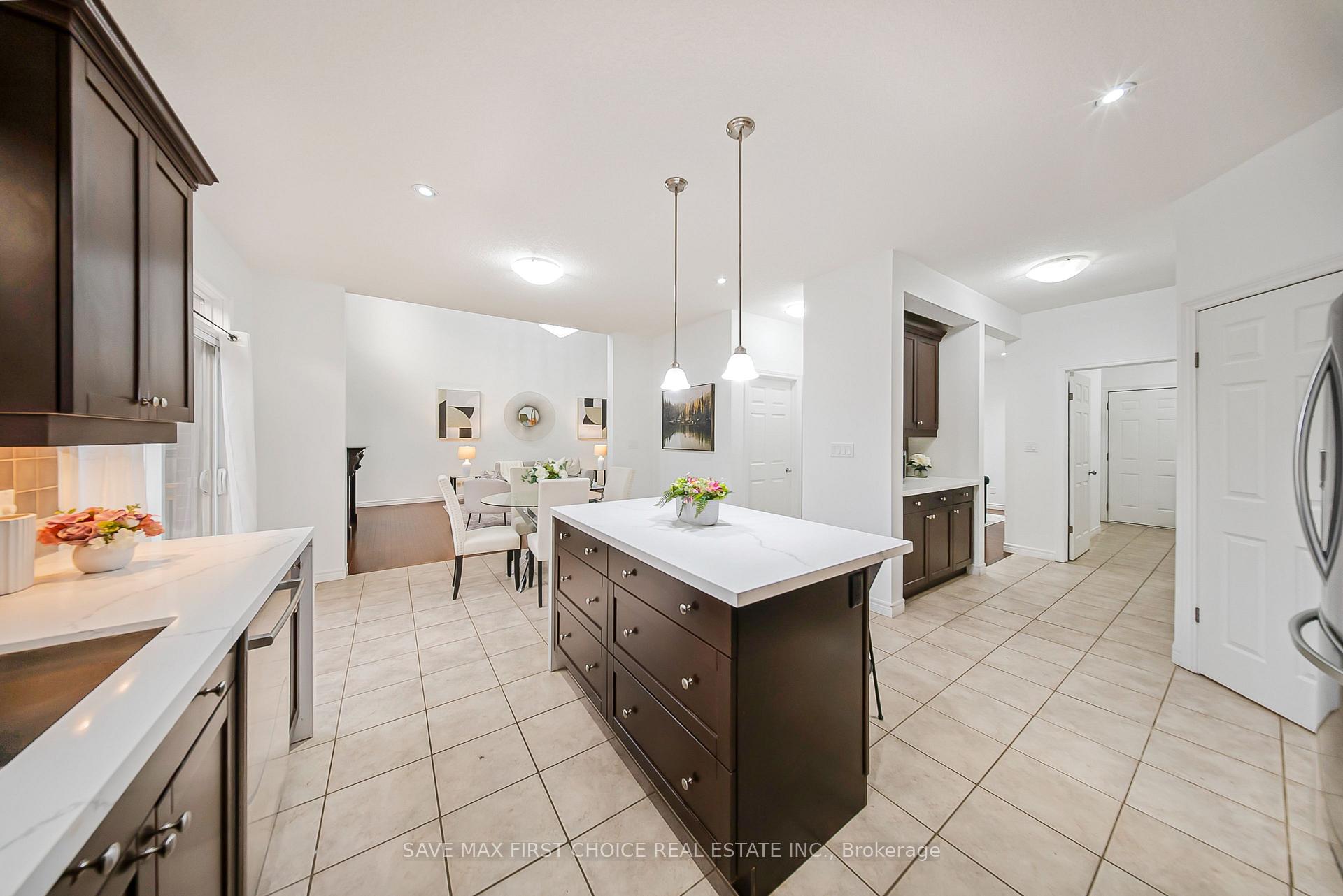 Photo 16 of 432 Kelso Drive, Waterloo, Conservation Meadows — HOMEH