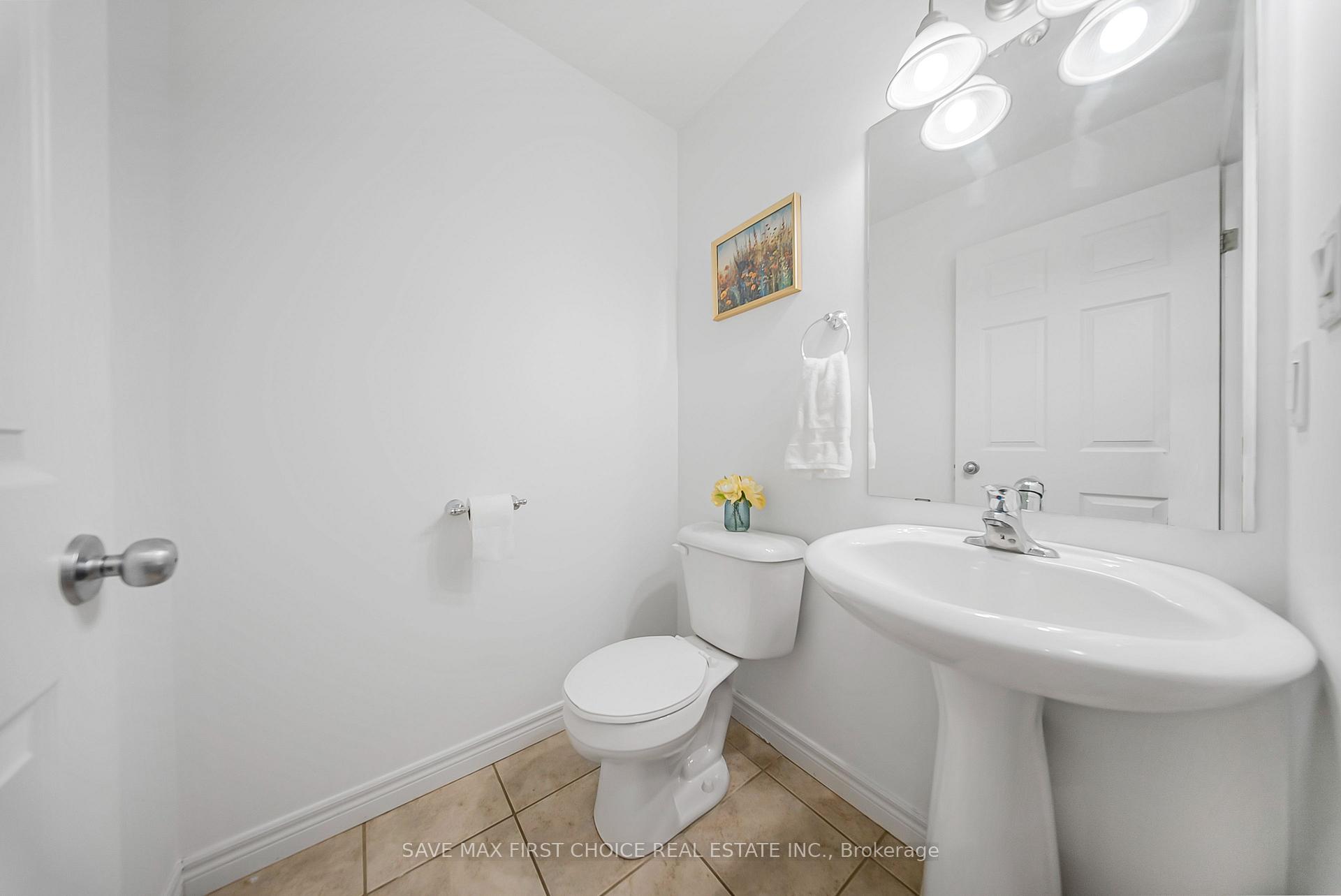 Photo 17 of 432 Kelso Drive, Waterloo, Conservation Meadows — HOMEH