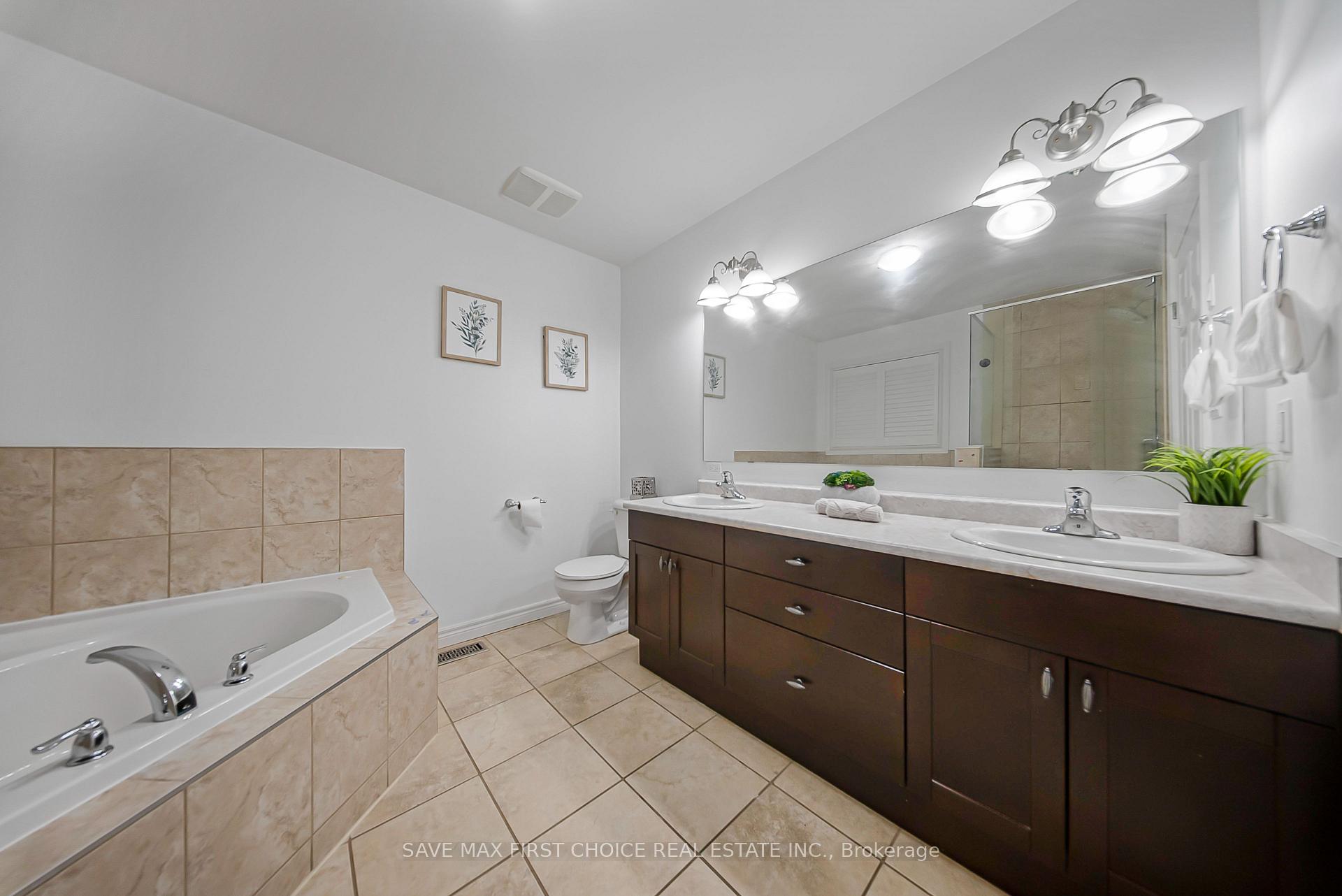 Photo 23 of 432 Kelso Drive, Waterloo, Conservation Meadows — HOMEH