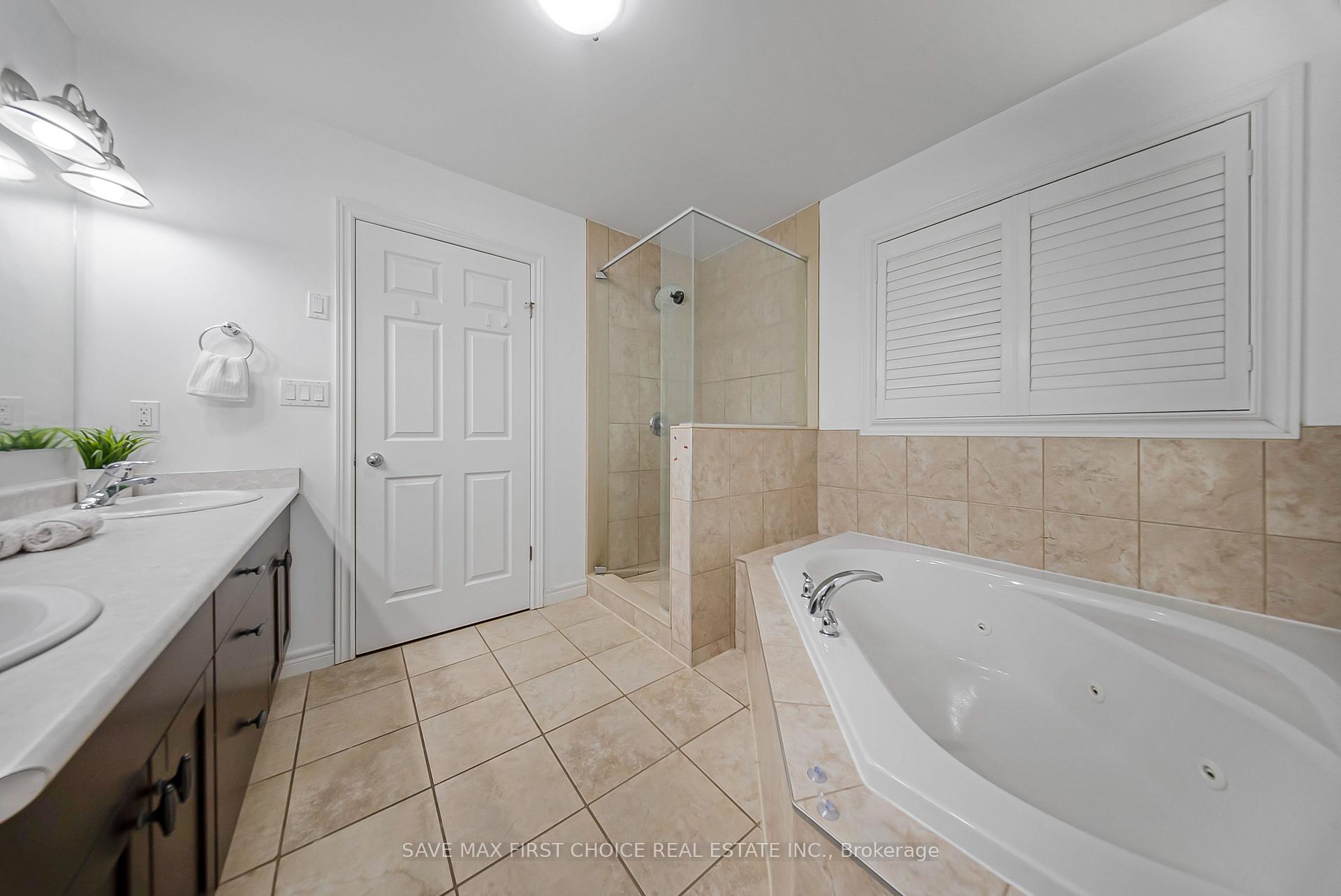 Photo 24 of 432 Kelso Drive, Waterloo, Conservation Meadows — HOMEH