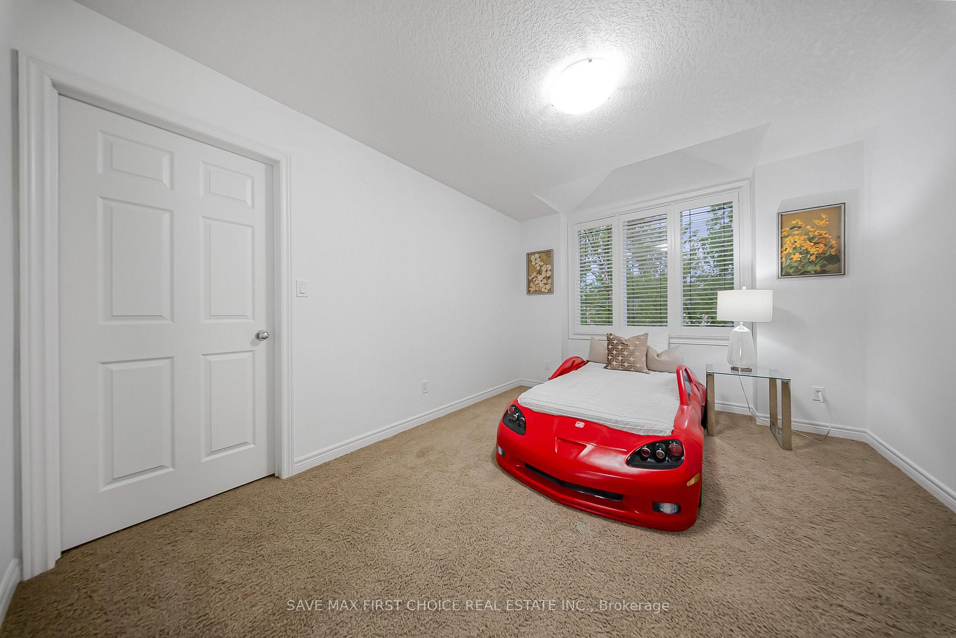 Photo 25 of 432 Kelso Drive, Waterloo, Conservation Meadows — HOMEH