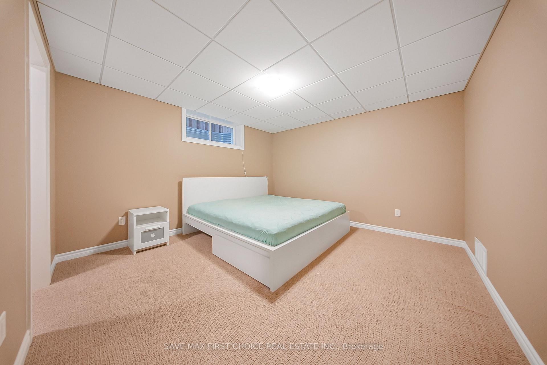 Photo 34 of 432 Kelso Drive, Waterloo, Conservation Meadows — HOMEH