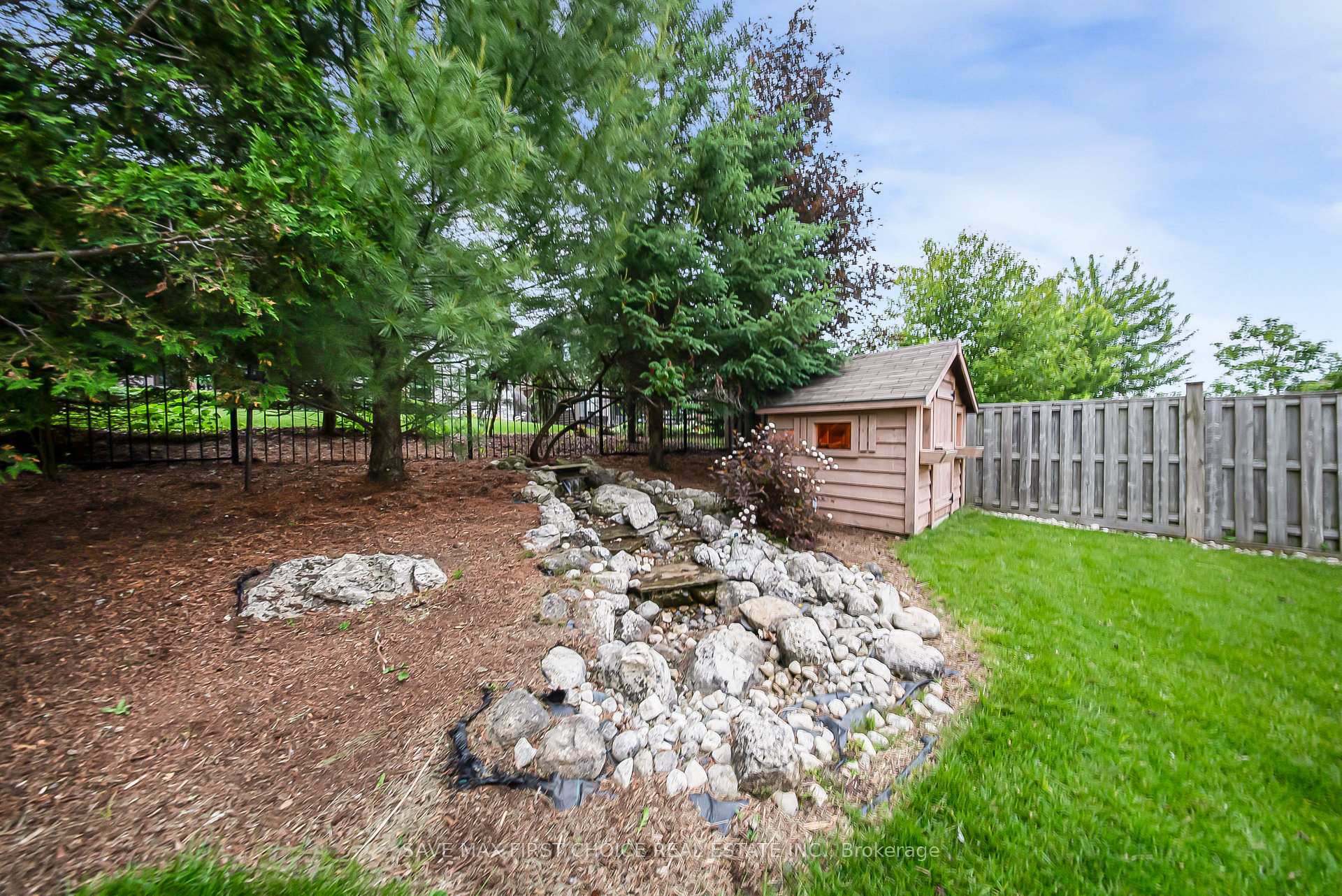 Photo 37 of 432 Kelso Drive, Waterloo, Conservation Meadows — HOMEH