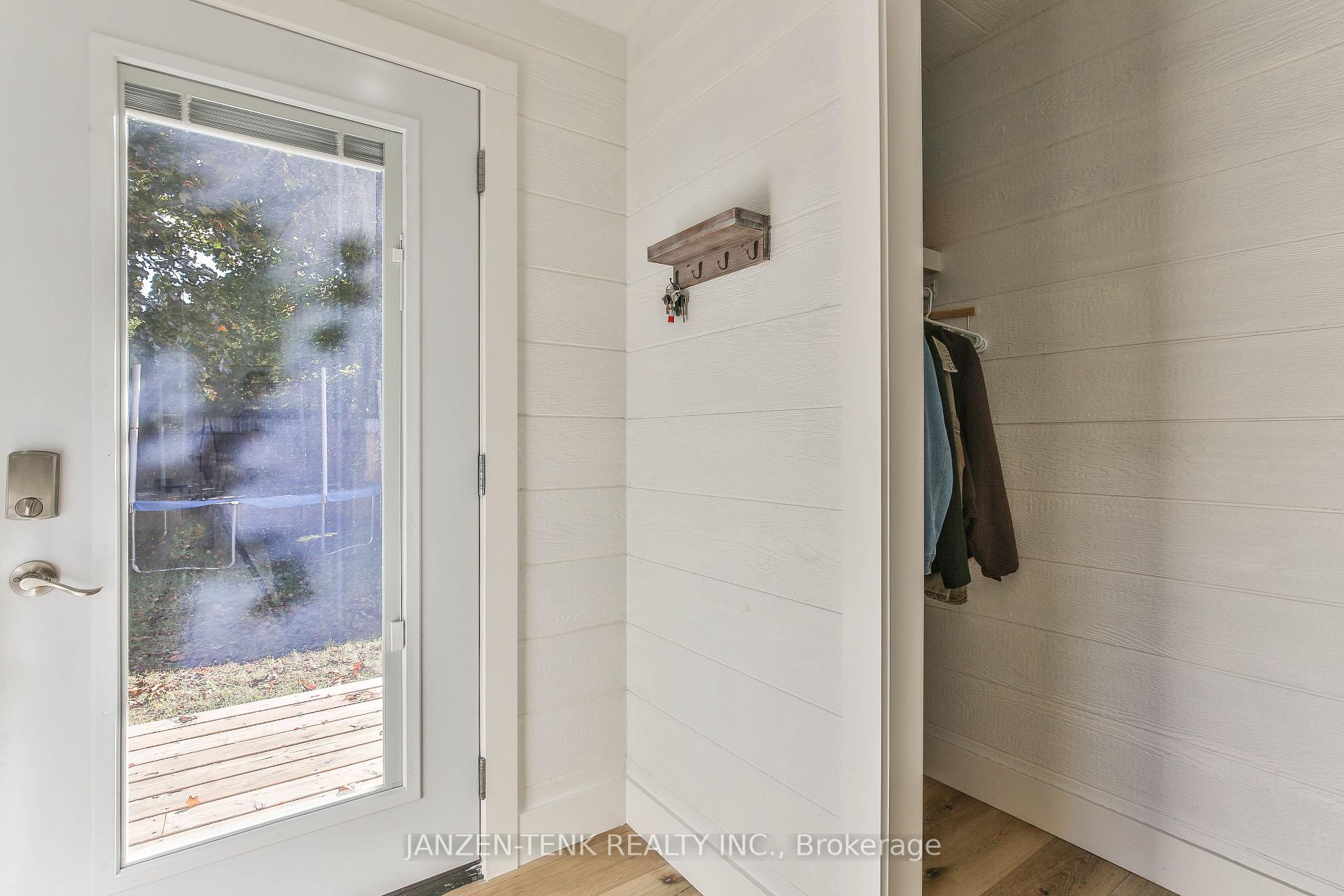 Photo 24 of 93 Centre St Street, Aylmer — HOMEH