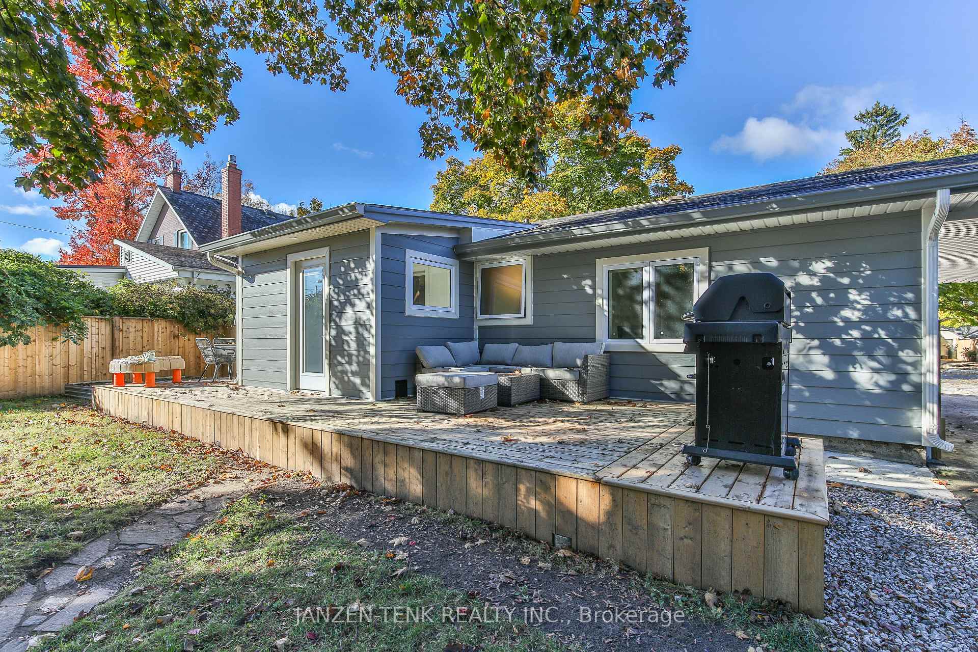 Photo 28 of 93 Centre St Street, Aylmer — HOMEH