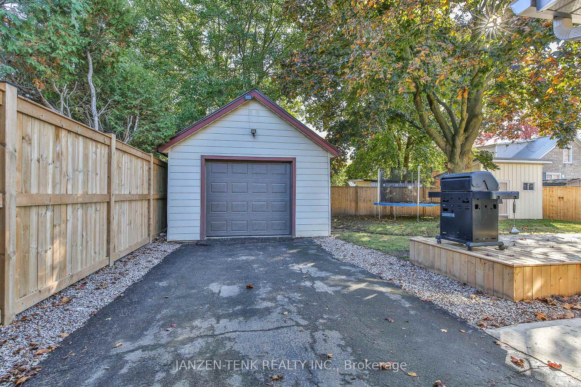 Photo 38 of 93 Centre St Street, Aylmer — HOMEH