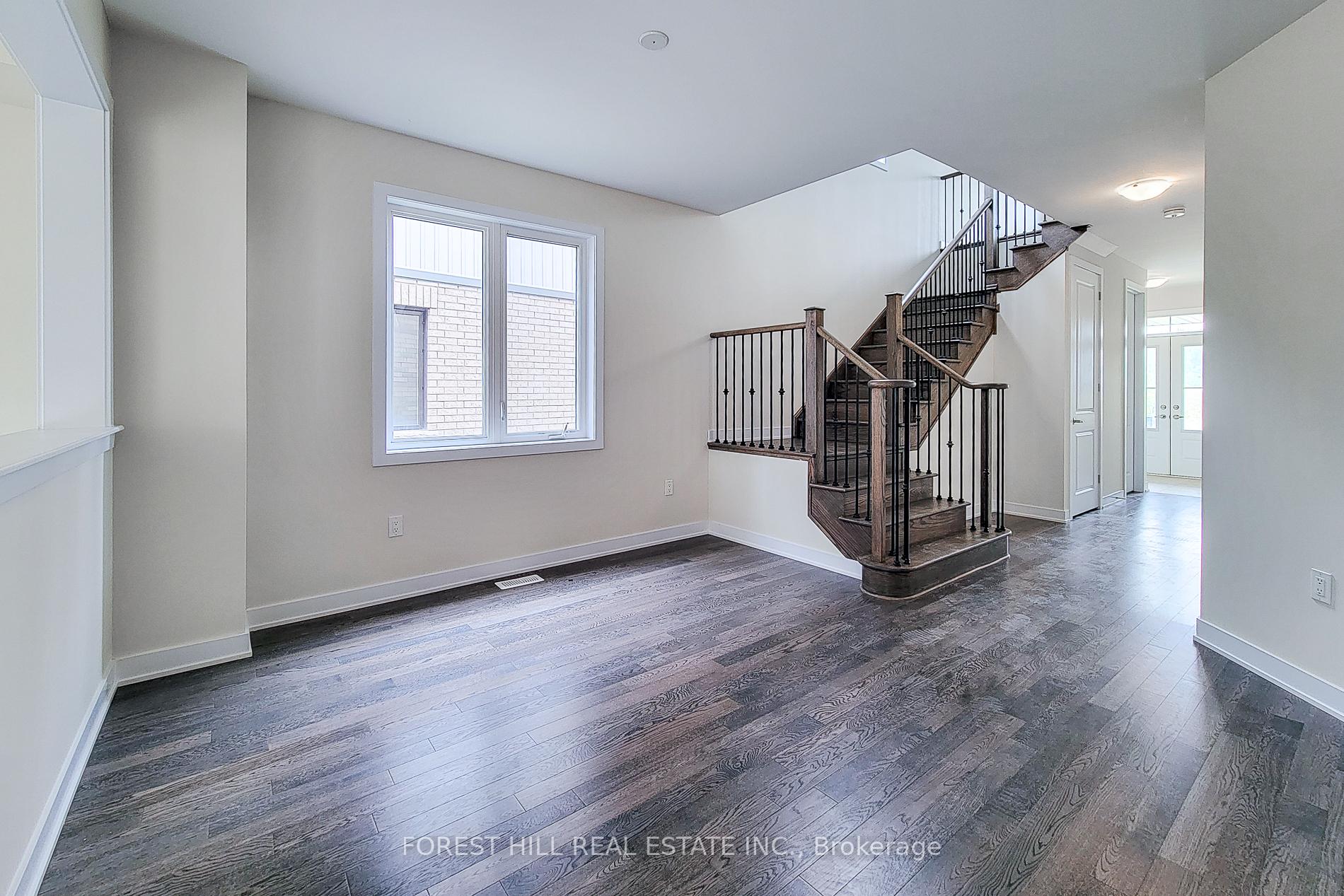 Photo 14 of 102 Eastbridge Avenue, Welland, Dain City — HOMEH