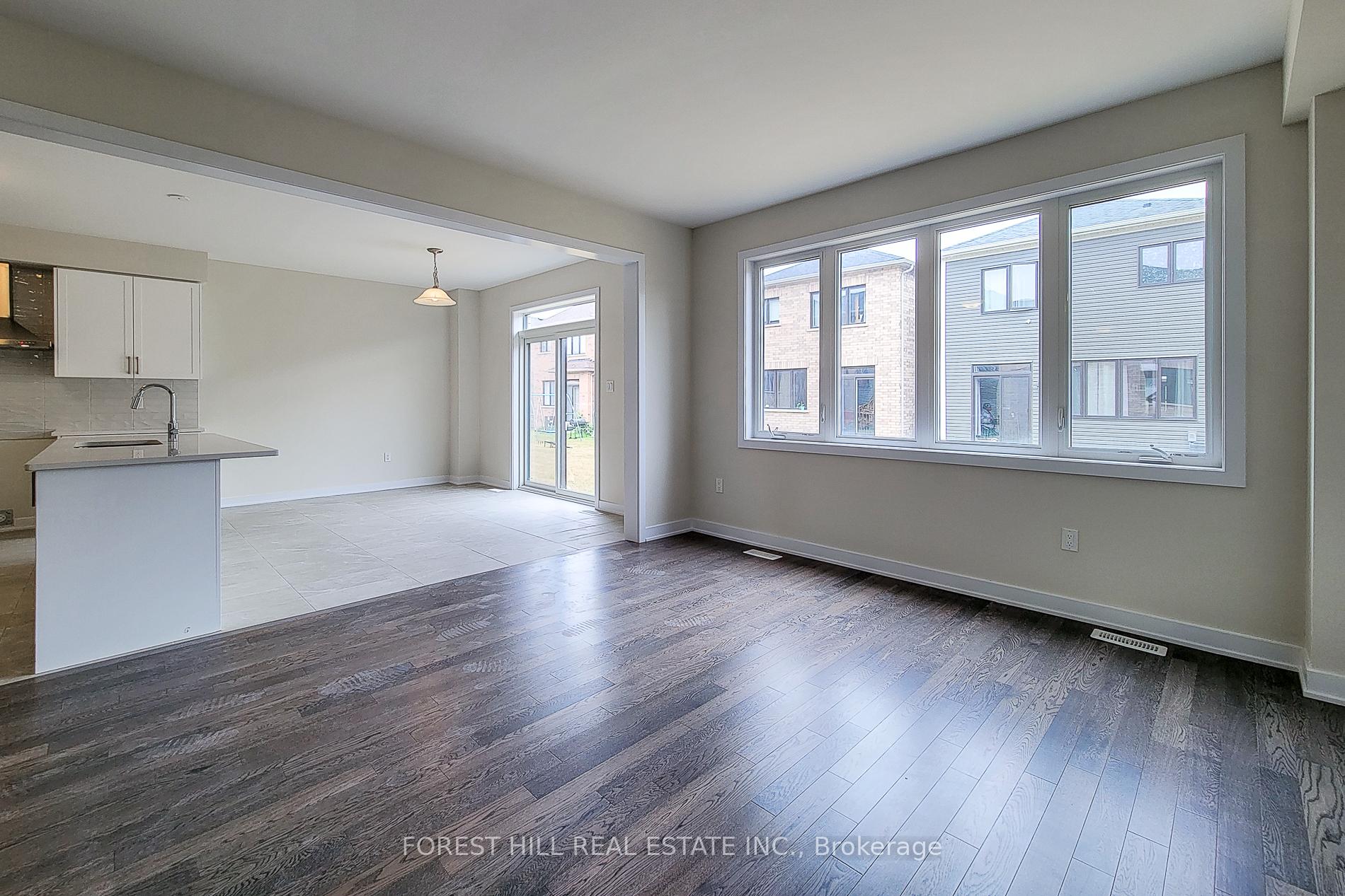 Photo 15 of 102 Eastbridge Avenue, Welland, Dain City — HOMEH