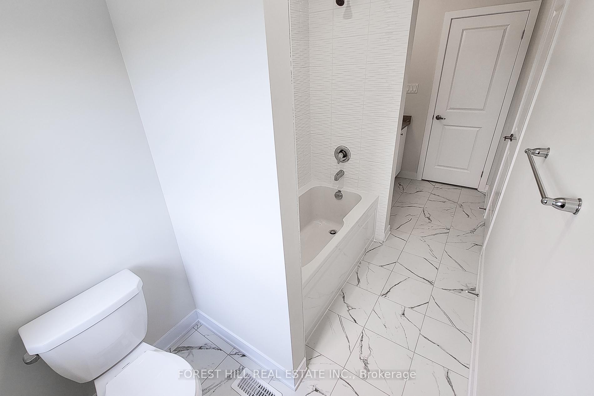 Photo 23 of 102 Eastbridge Avenue, Welland, Dain City — HOMEH