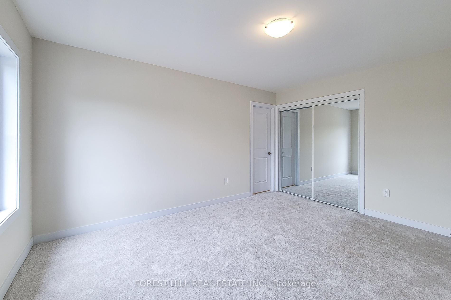 Photo 24 of 102 Eastbridge Avenue, Welland, Dain City — HOMEH